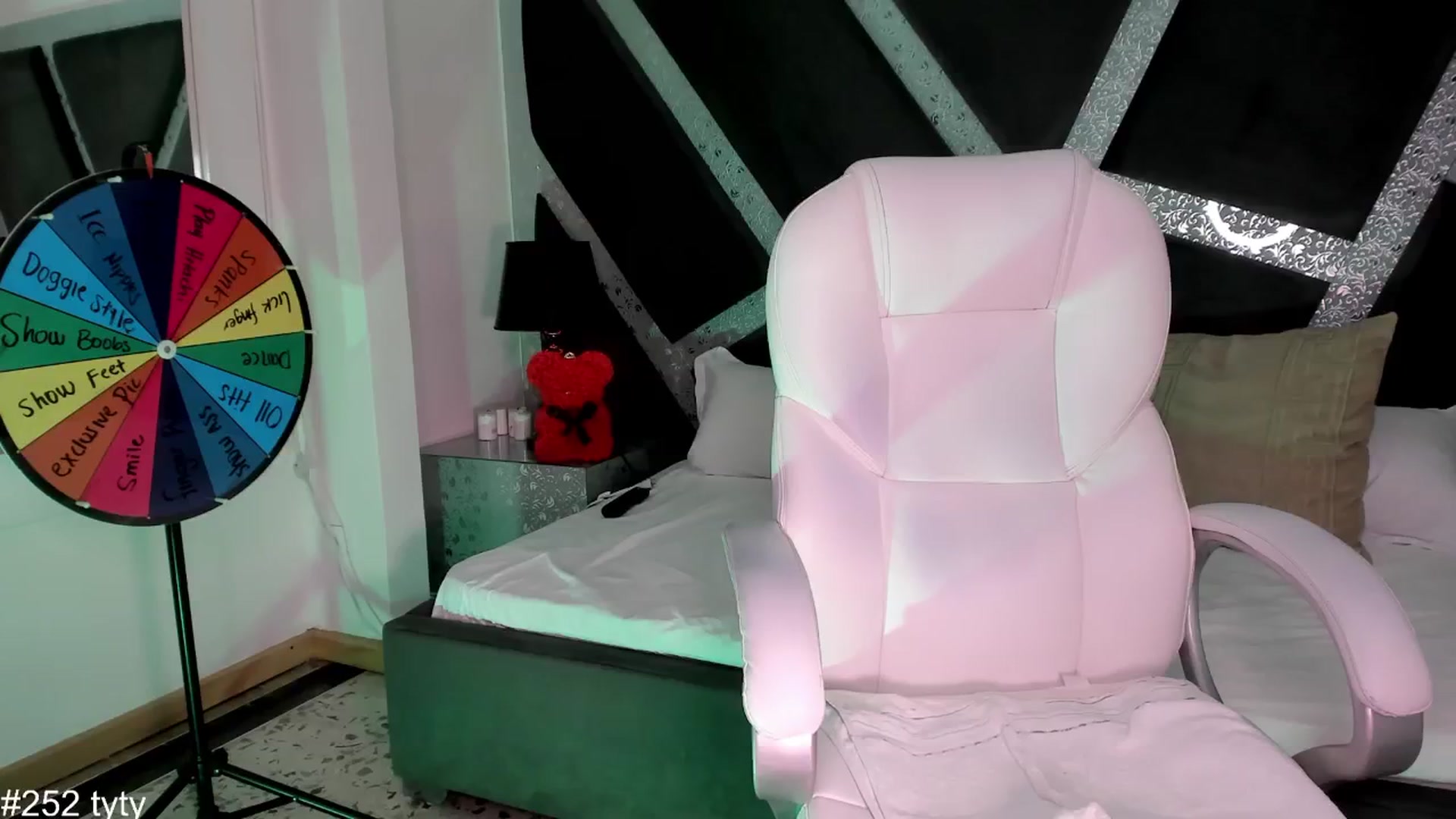 Gallery image thumbnail from BrendaBuiles's myfreecams stream on, 07/20/2024, 23:51 image 13 of 20