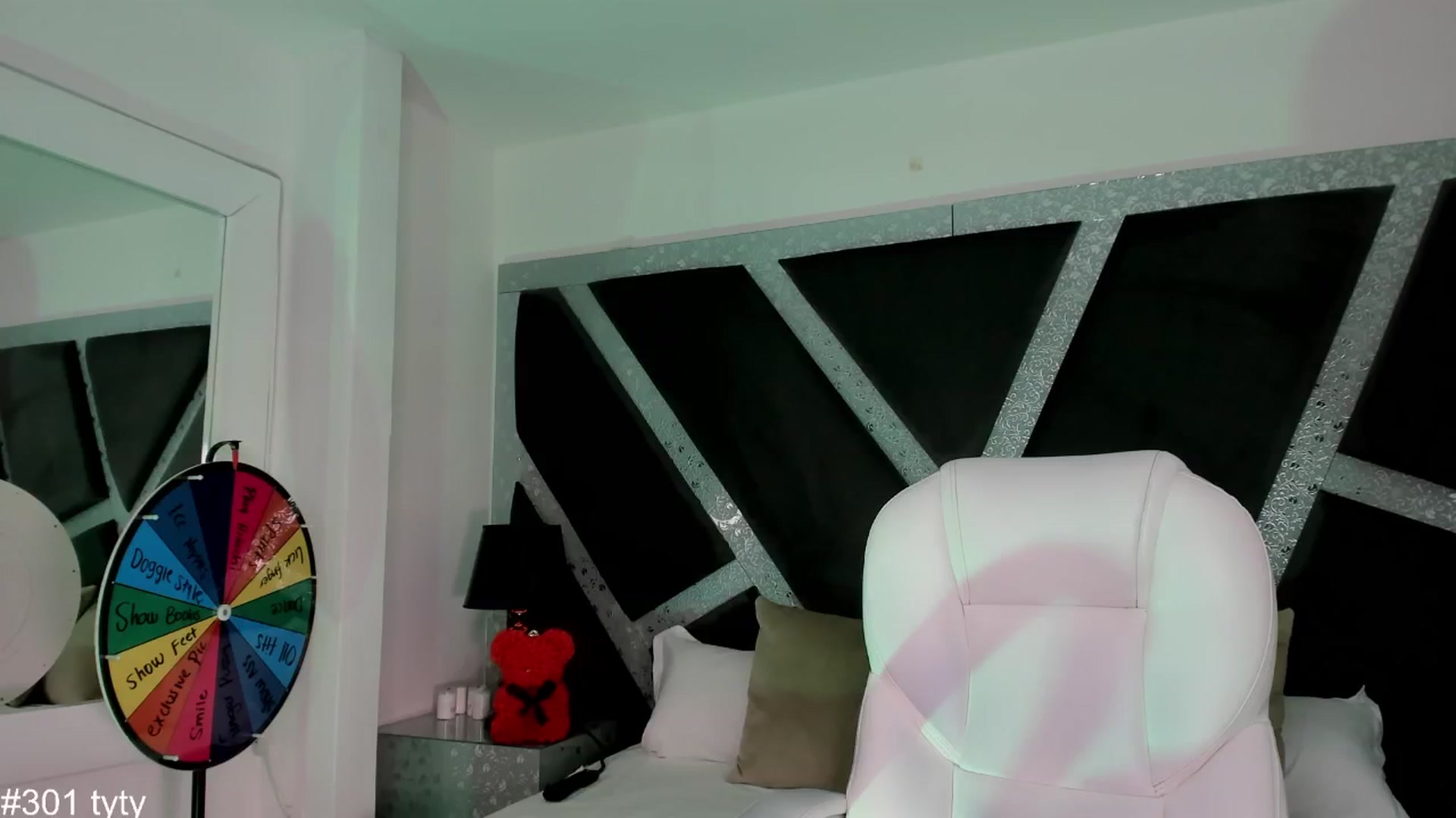 Gallery image thumbnail from BrendaBuiles's myfreecams stream on, 07/23/2024, 03:54 image 2 of 20