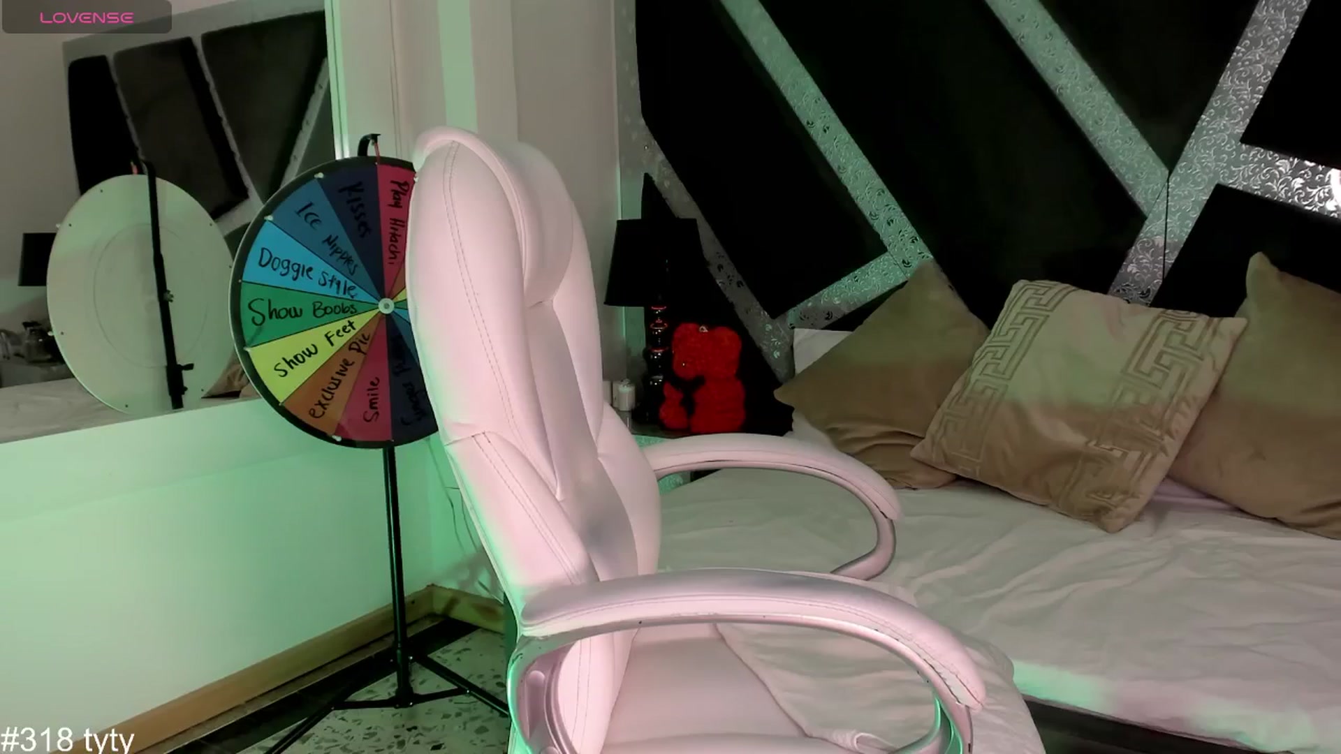 Gallery image thumbnail from BrendaBuiles's myfreecams stream on, 07/26/2024, 01:57 image 16 of 20