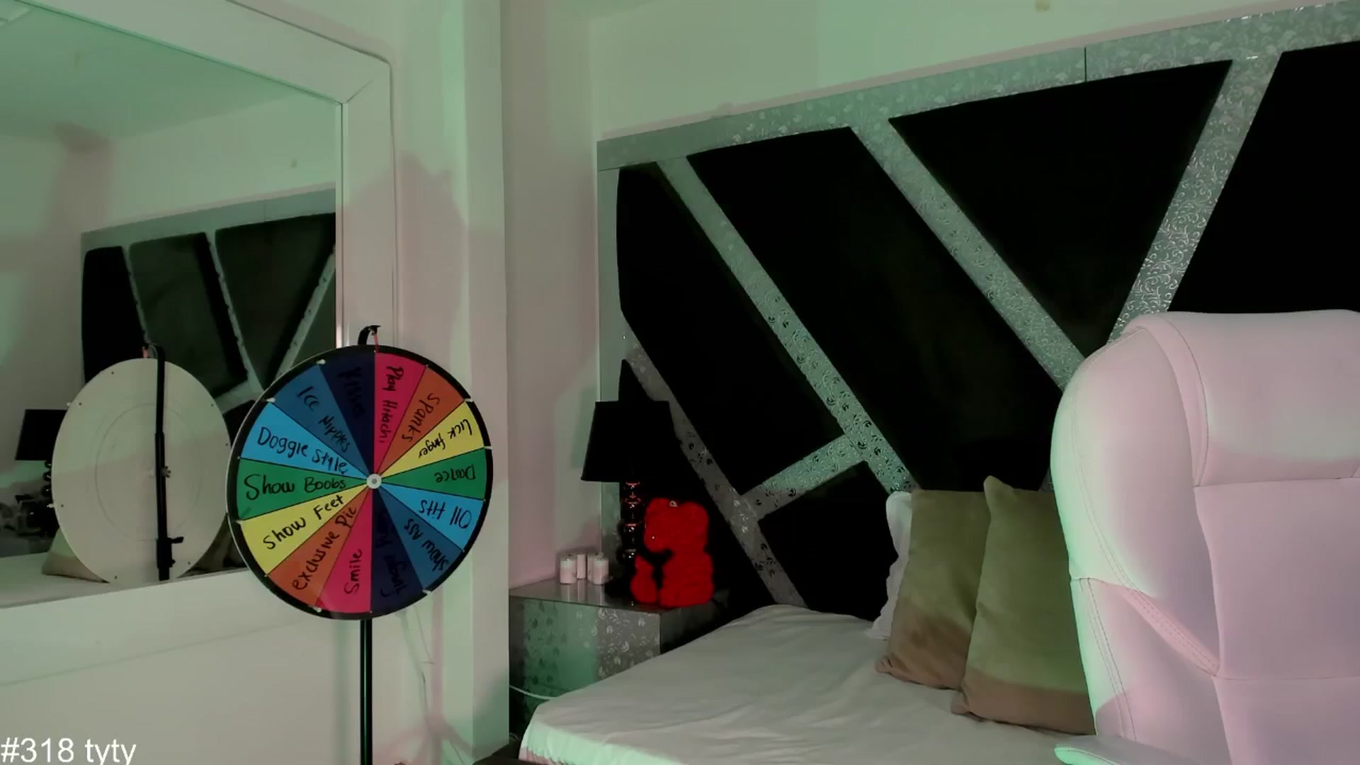 Gallery image thumbnail from BrendaBuiles's myfreecams stream on, 07/26/2024, 01:57 image 5 of 20