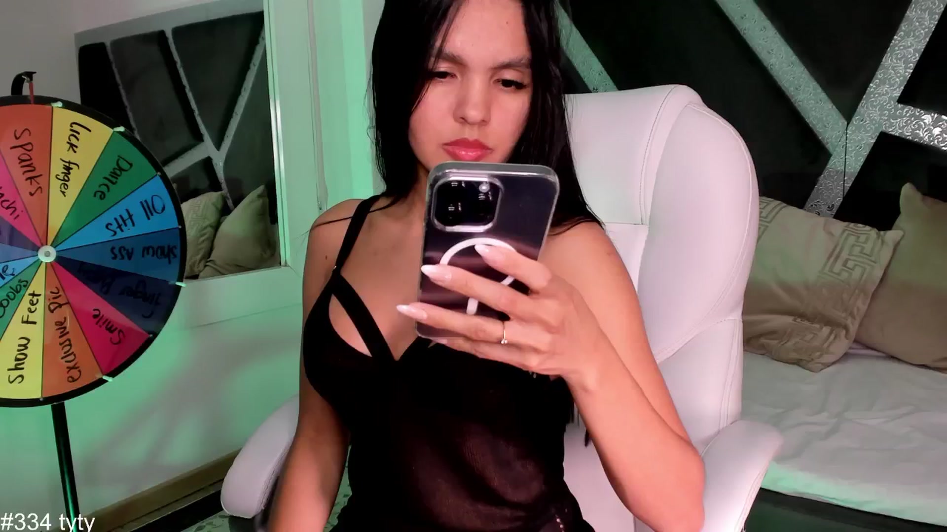 Gallery image thumbnail from BrendaBuiles's myfreecams stream on, 07/27/2024, 24:54 image 1 of 20