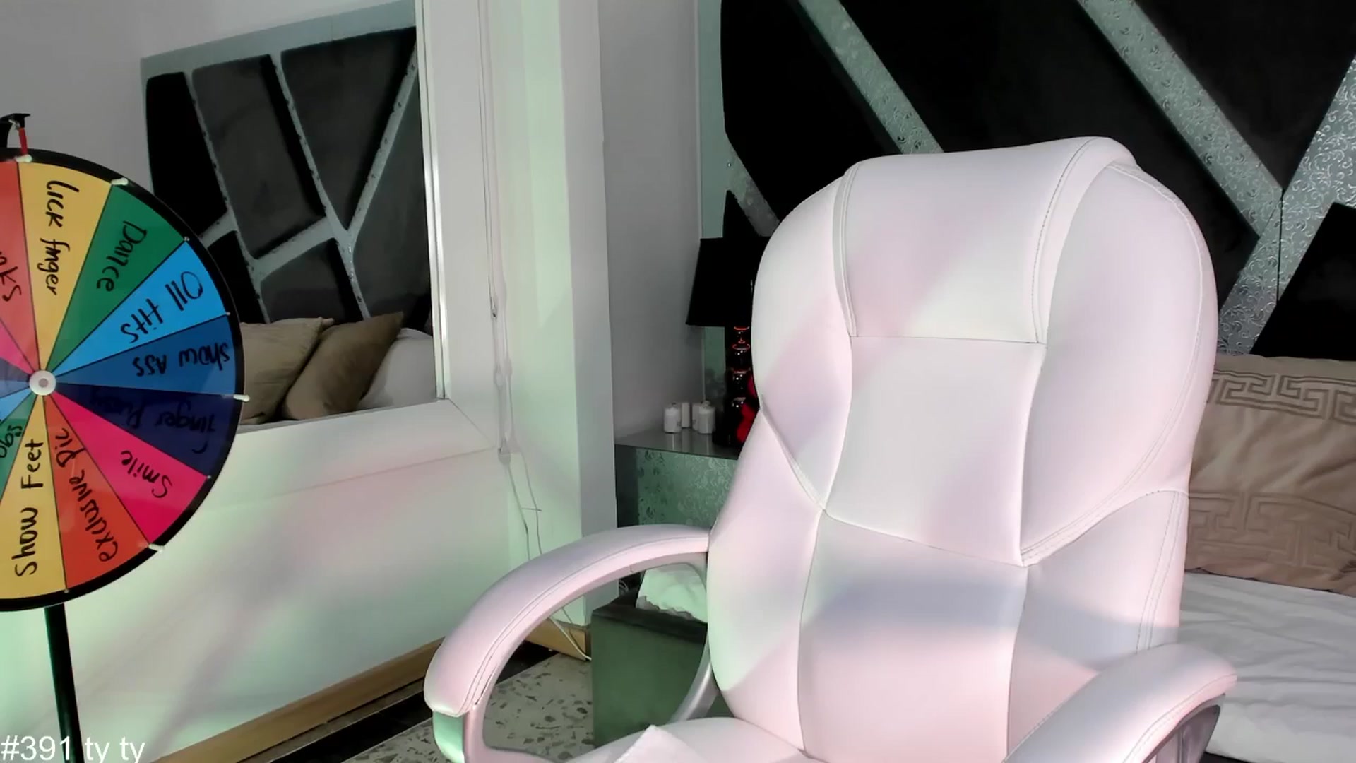 Gallery image thumbnail from BrendaBuiles's myfreecams stream on, 07/31/2024, 24:58 image 8 of 20