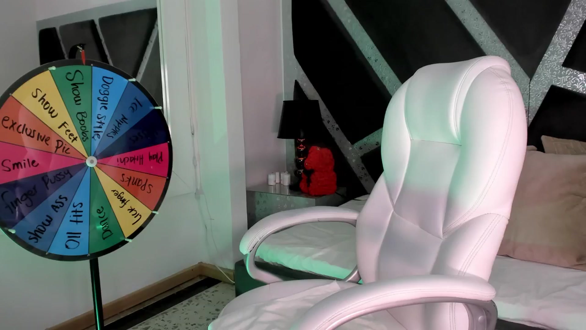 Gallery image thumbnail from BrendaBuiles's myfreecams stream on, 08/03/2024, 01:37 image 17 of 20