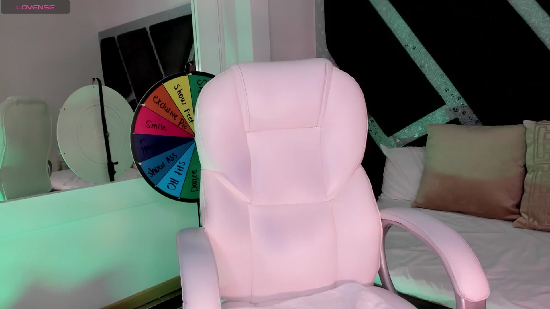 Gallery image thumbnail from BrendaBuiles's myfreecams stream on, 08/13/2024, 03:14 image 13 of 20