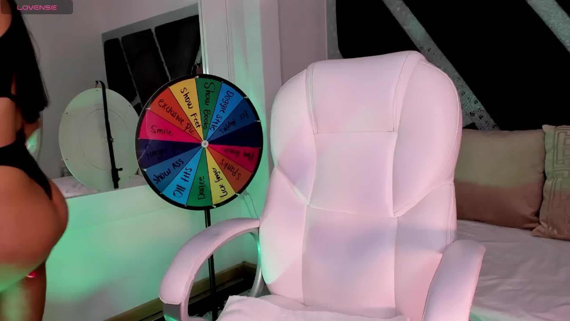 Gallery image thumbnail from BrendaBuiles's myfreecams stream on, 08/13/2024, 03:14 image 11 of 20