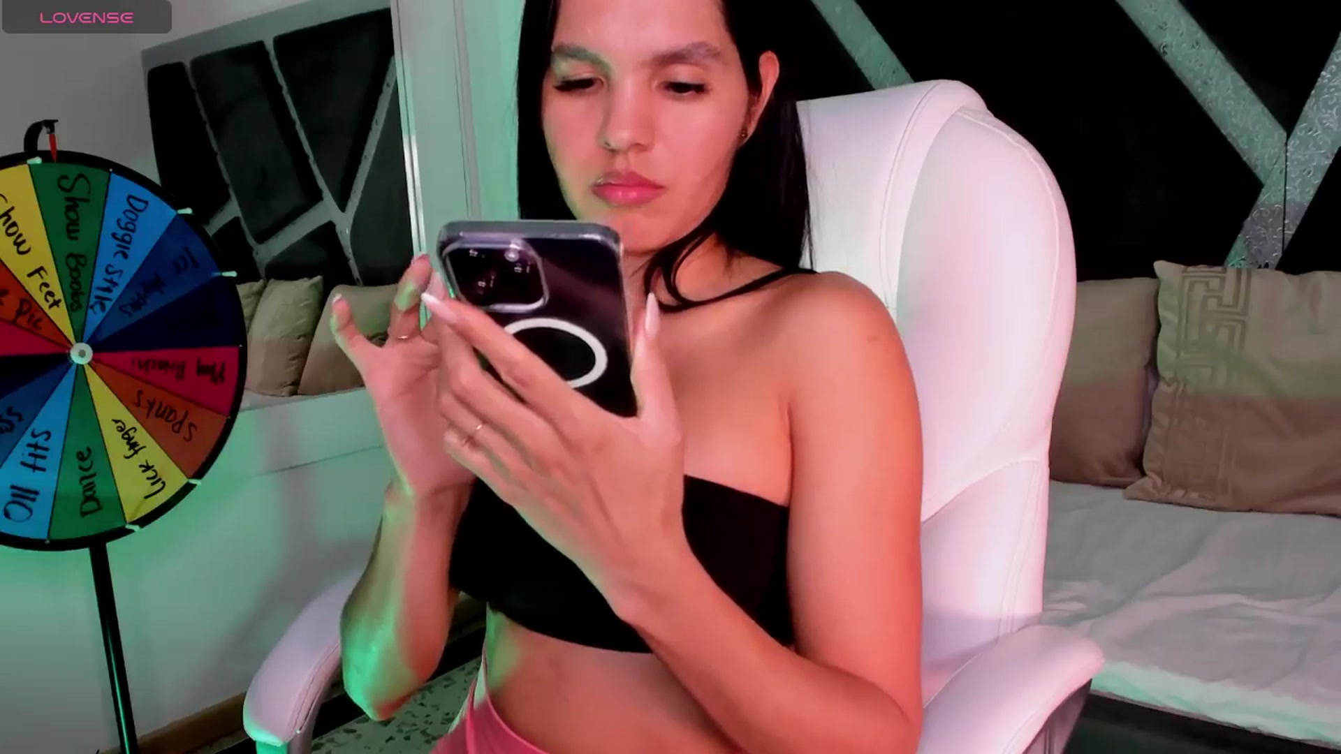 Gallery image thumbnail from BrendaBuiles's myfreecams stream on, 08/15/2024, 03:13 image 5 of 20