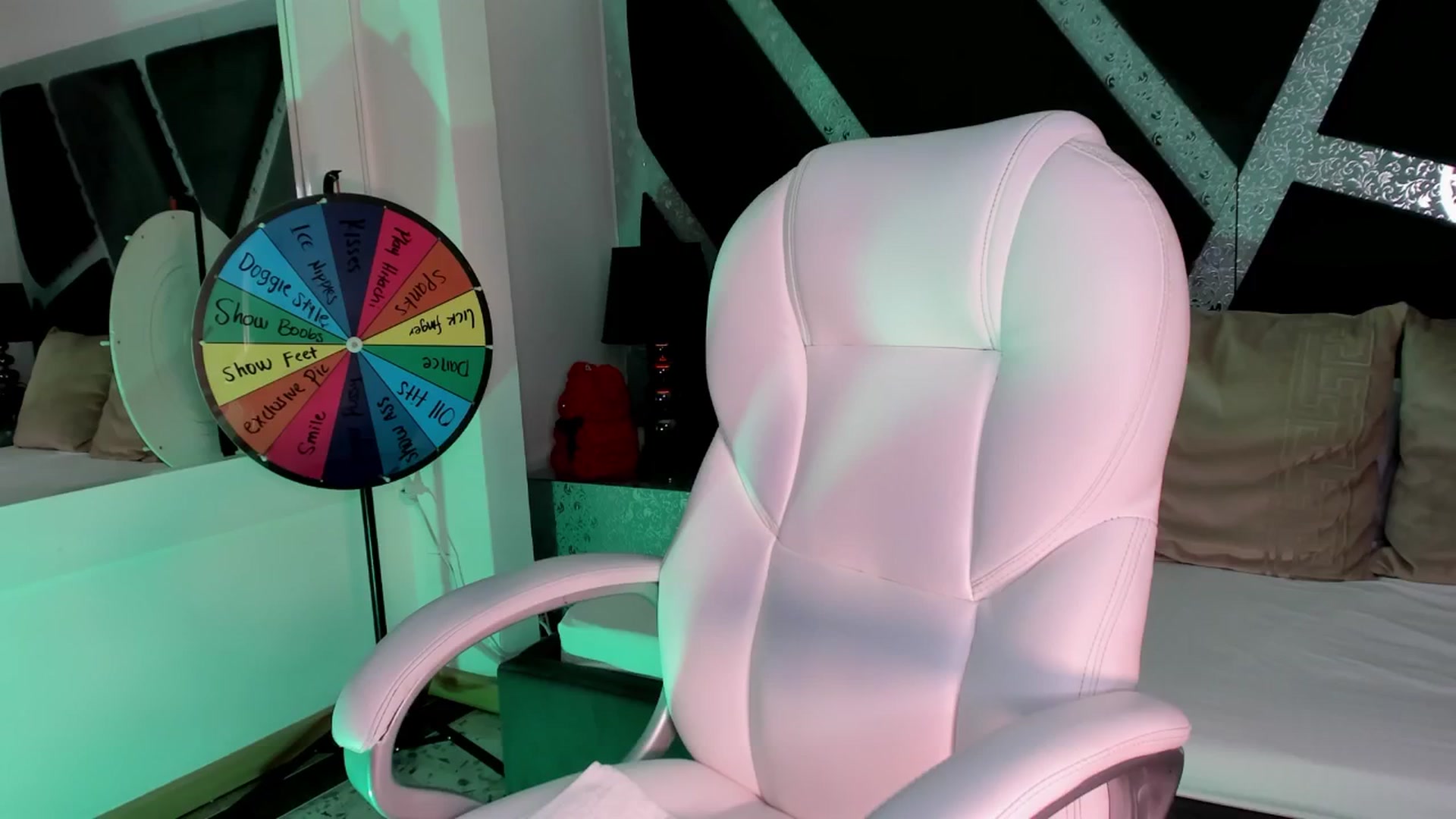 Gallery image thumbnail from BrendaBuiles's myfreecams stream on, 08/23/2024, 24:15 image 5 of 20