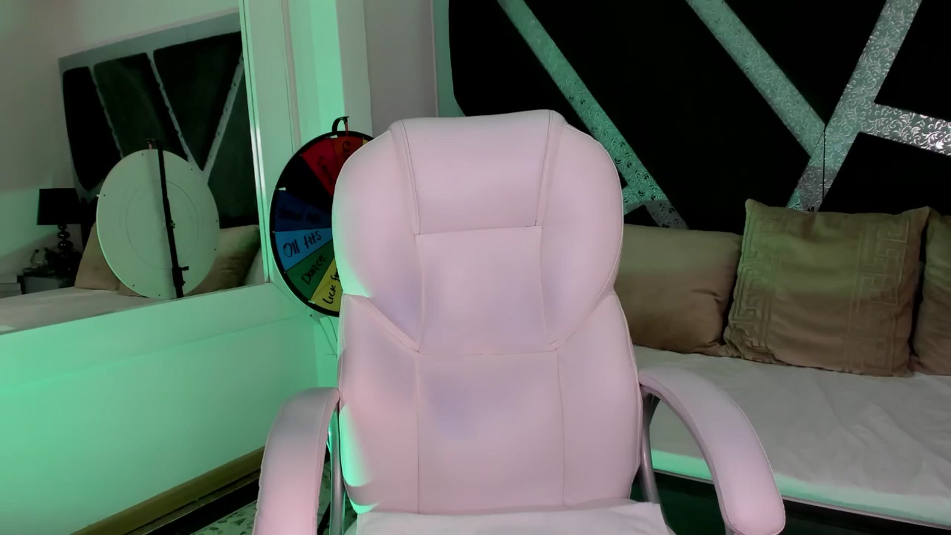 Gallery image thumbnail from BrendaBuiles's myfreecams stream on, 08/24/2024, 21:27 image 3 of 20