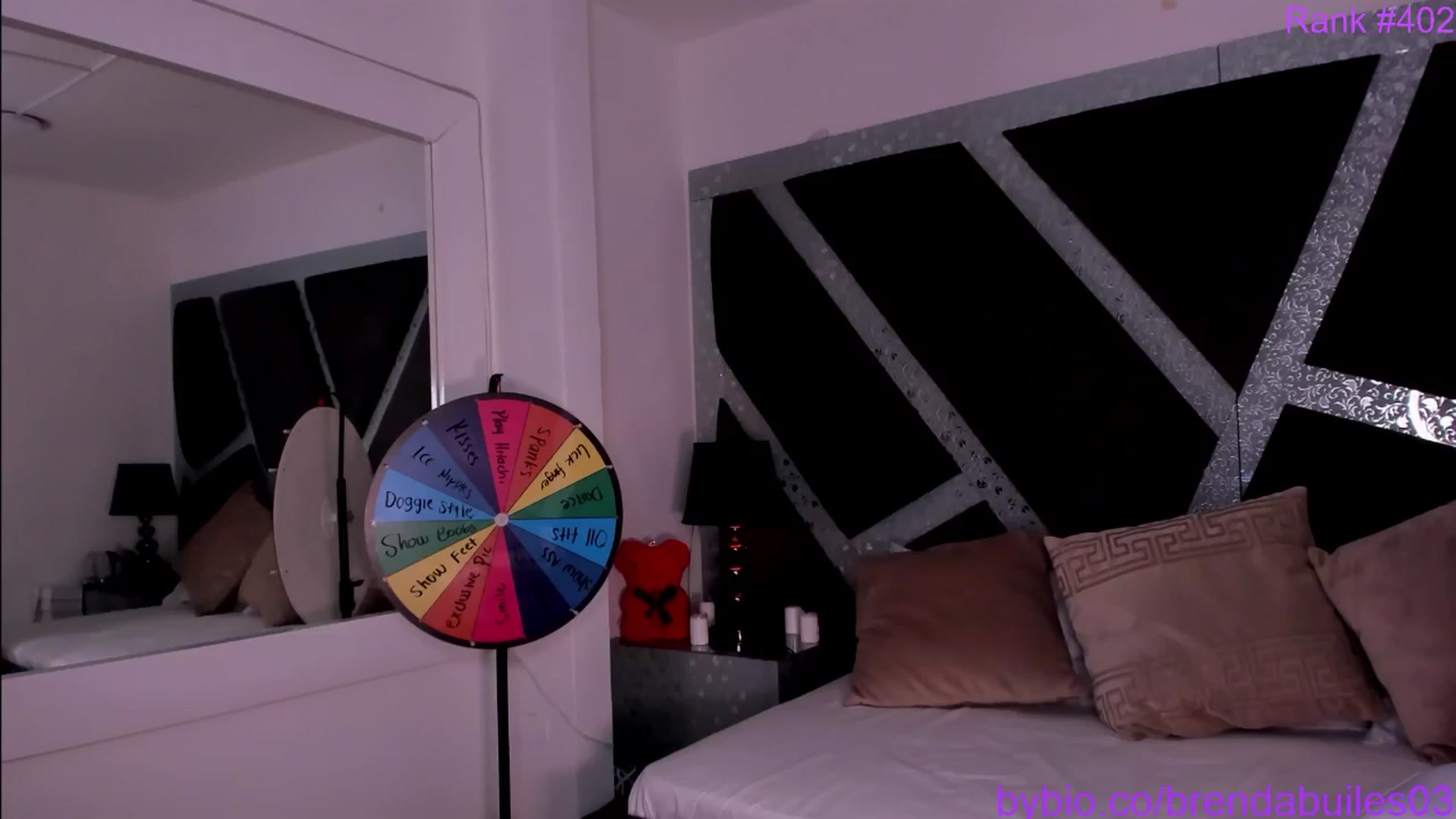 Gallery image thumbnail from BrendaBuiles's myfreecams stream on, 09/17/2024, 04:16 image 7 of 20