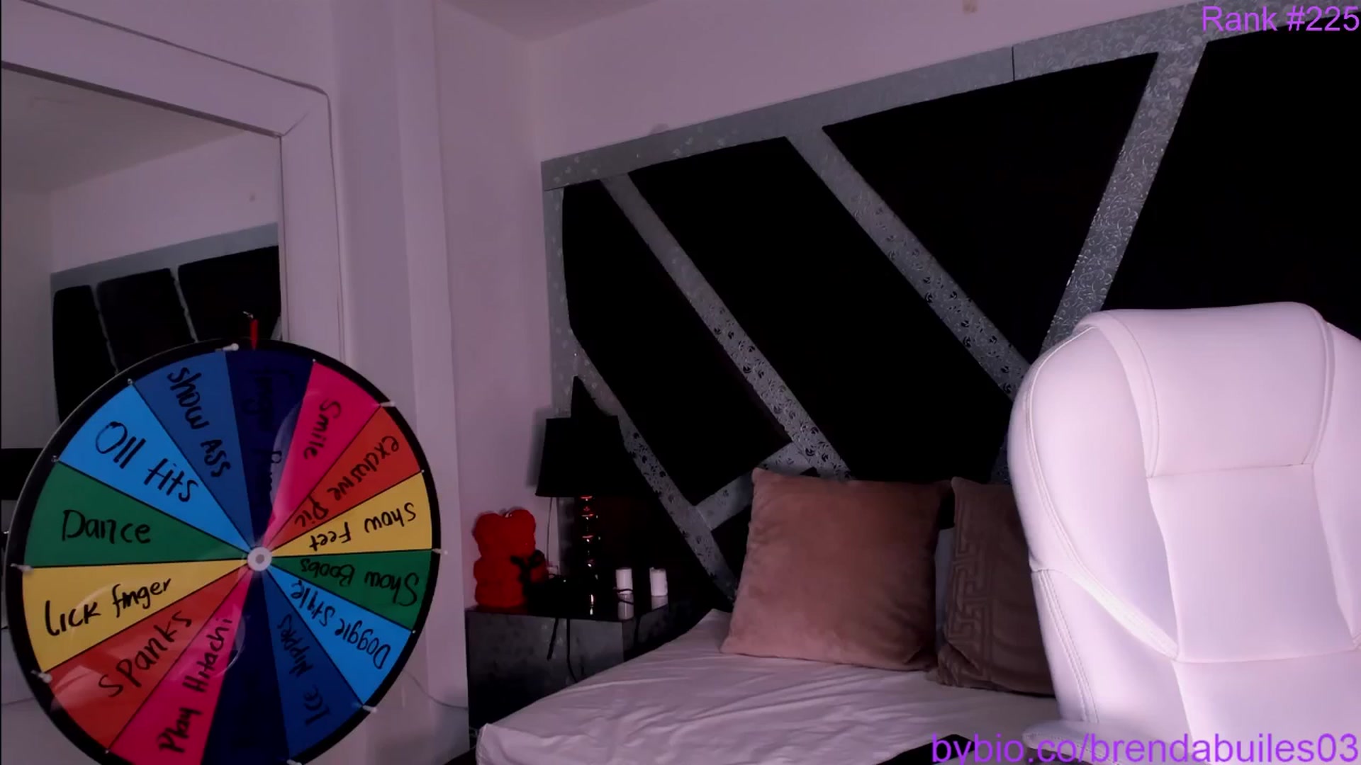 Gallery image thumbnail from BrendaBuiles's myfreecams stream on, 10/05/2024, 02:03 image 10 of 20