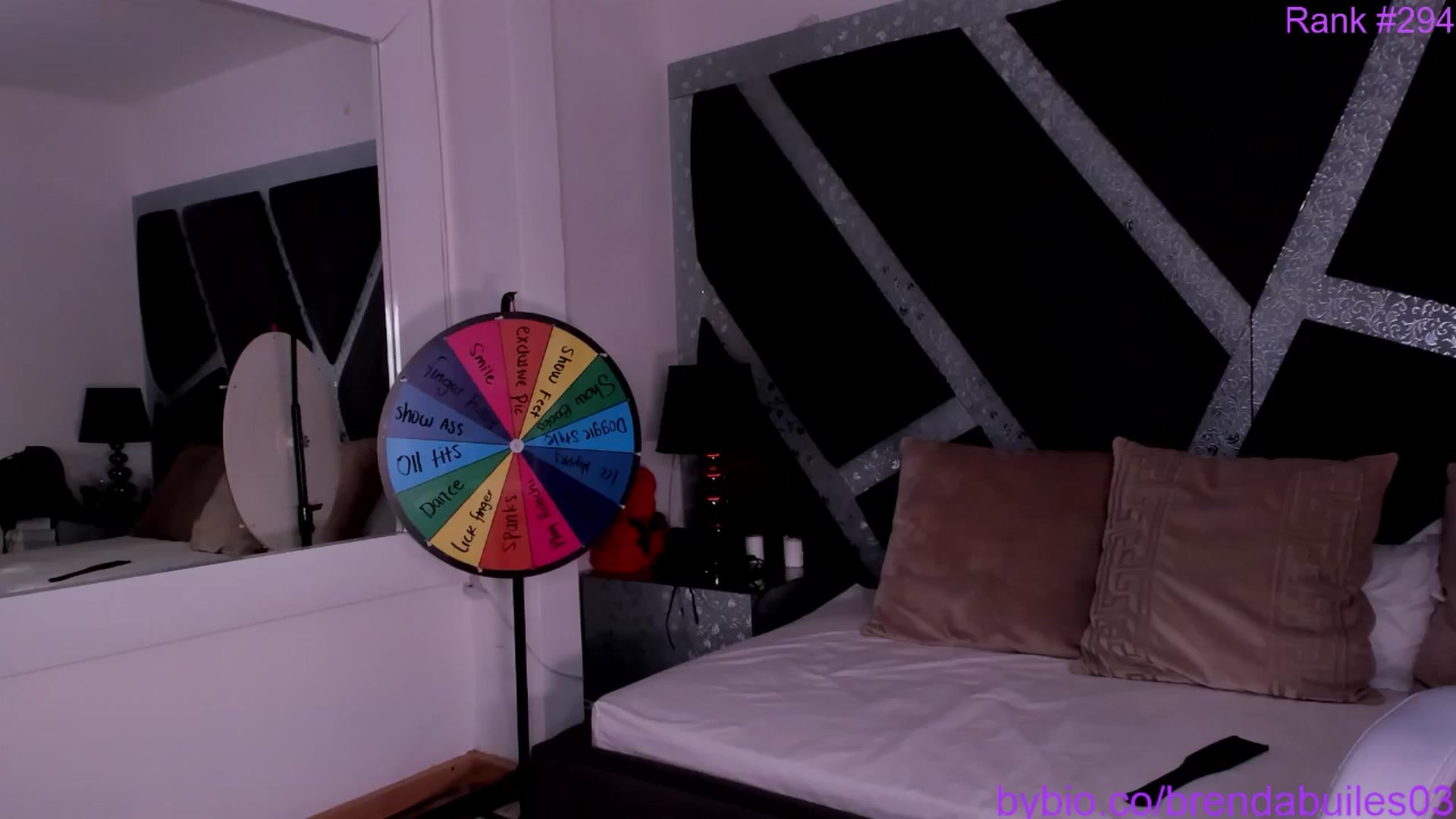 Gallery image thumbnail from BrendaBuiles's myfreecams stream on, 10/14/2024, 18:50 image 9 of 20