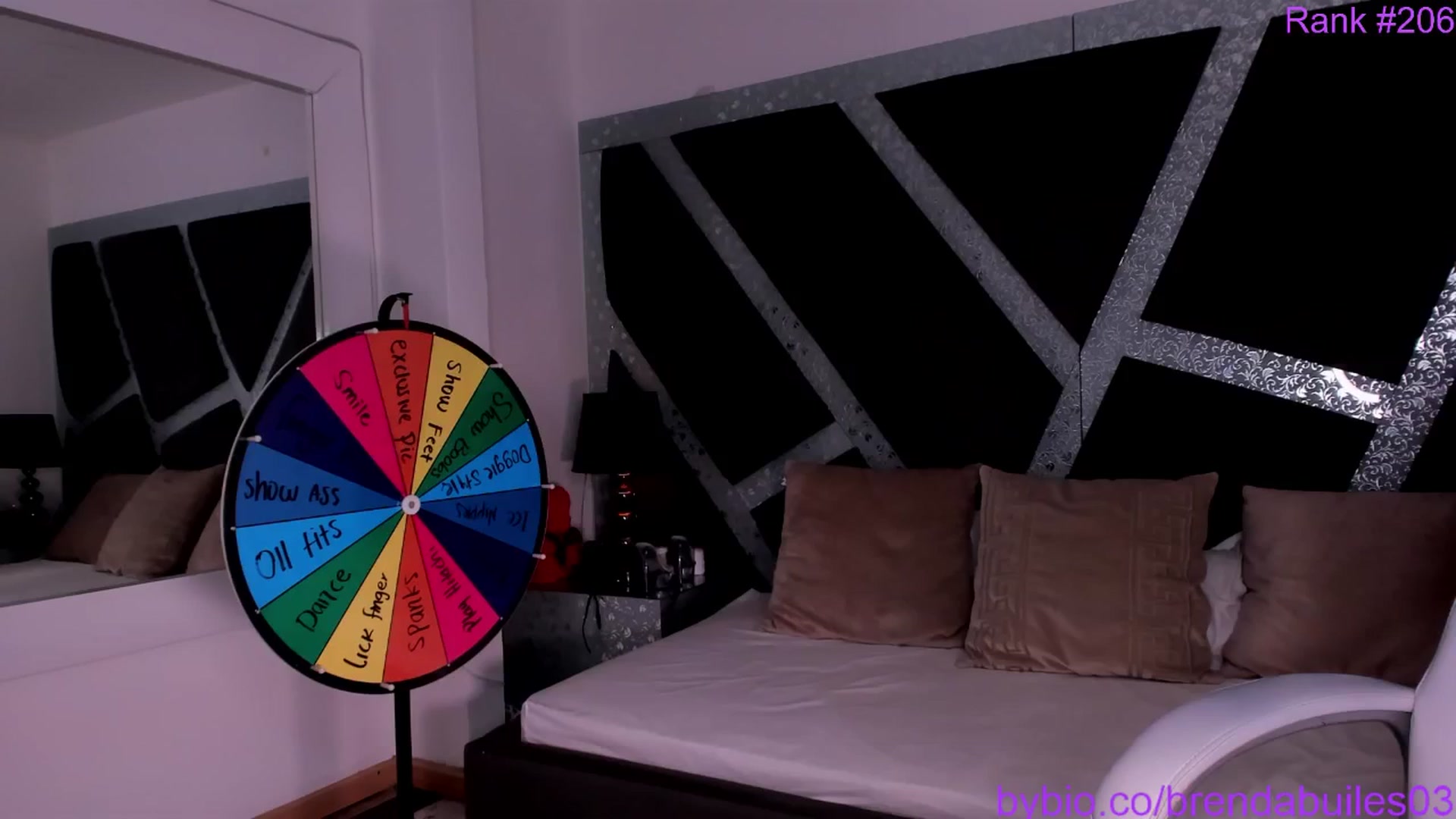 Gallery image thumbnail from BrendaBuiles's myfreecams stream on, 10/17/2024, 02:05 image 12 of 20