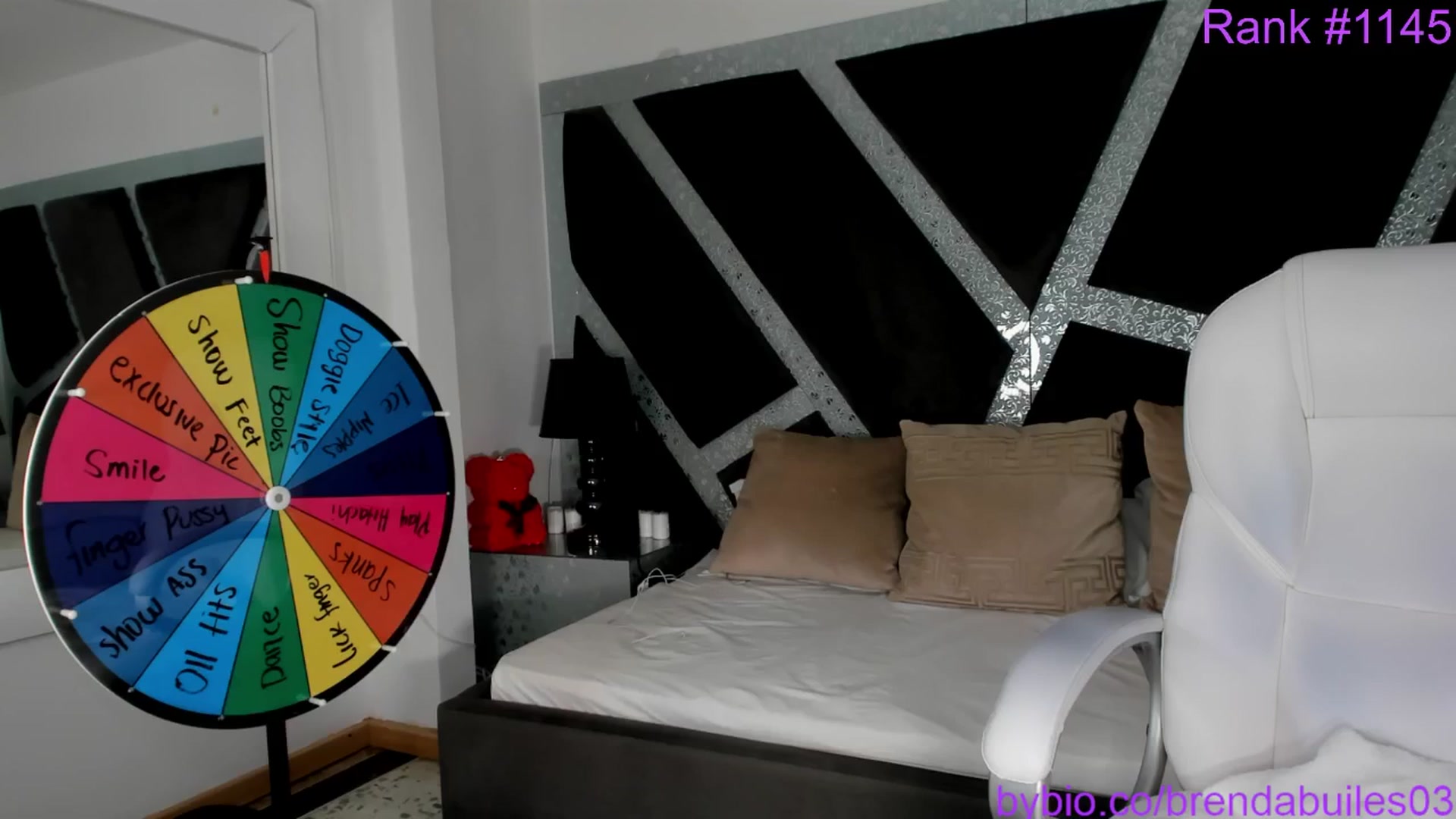 Gallery image thumbnail from BrendaBuiles's myfreecams stream on, 11/06/2024, 24:01 image 19 of 20