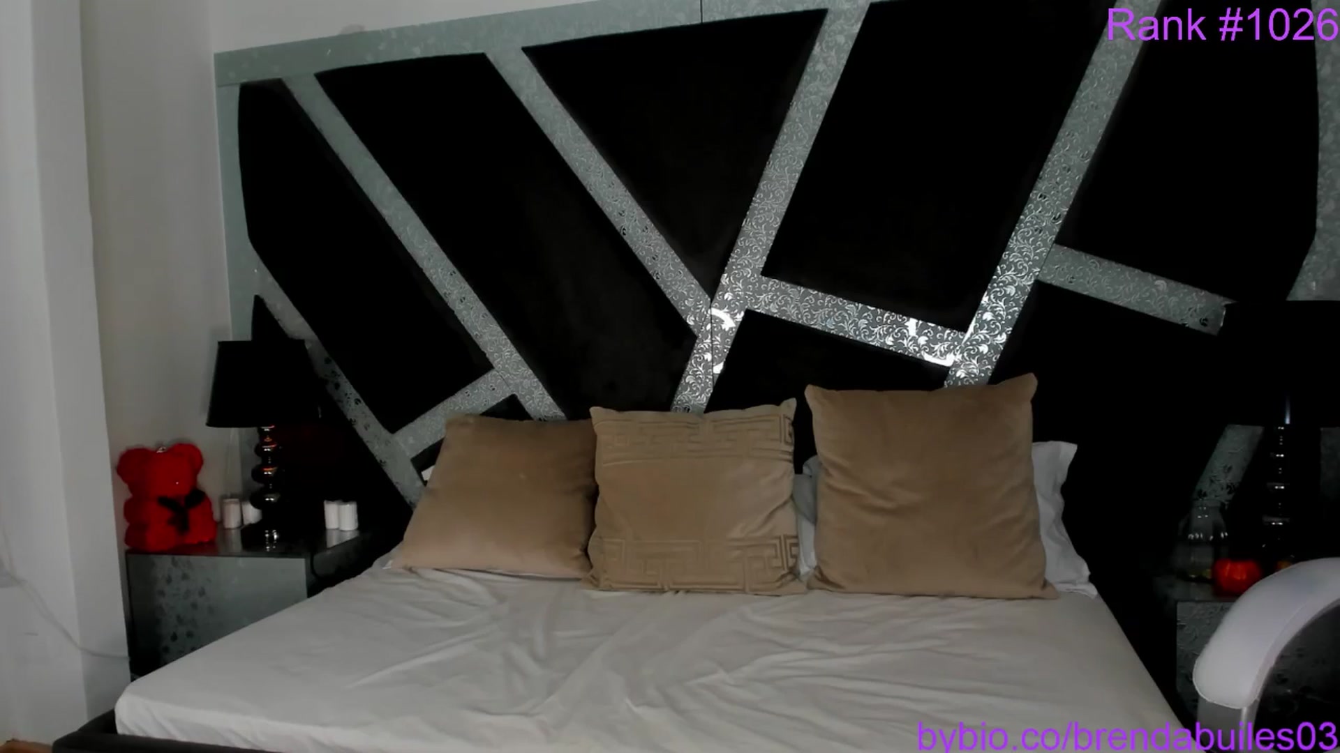 Gallery image thumbnail from BrendaBuiles's myfreecams stream on, 11/07/2024, 02:05 image 12 of 20