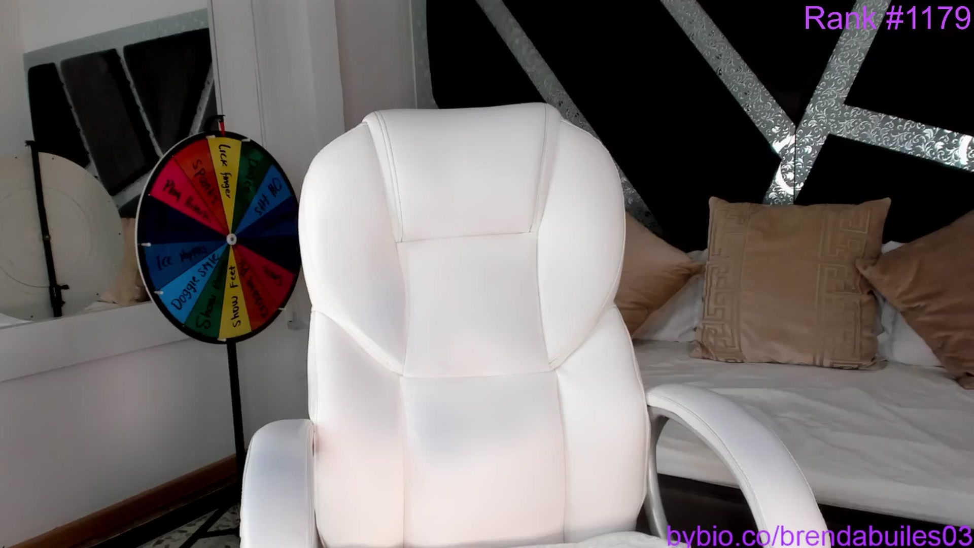 Gallery image thumbnail from BrendaBuiles's myfreecams stream on, 11/09/2024, 24:01 image 4 of 20