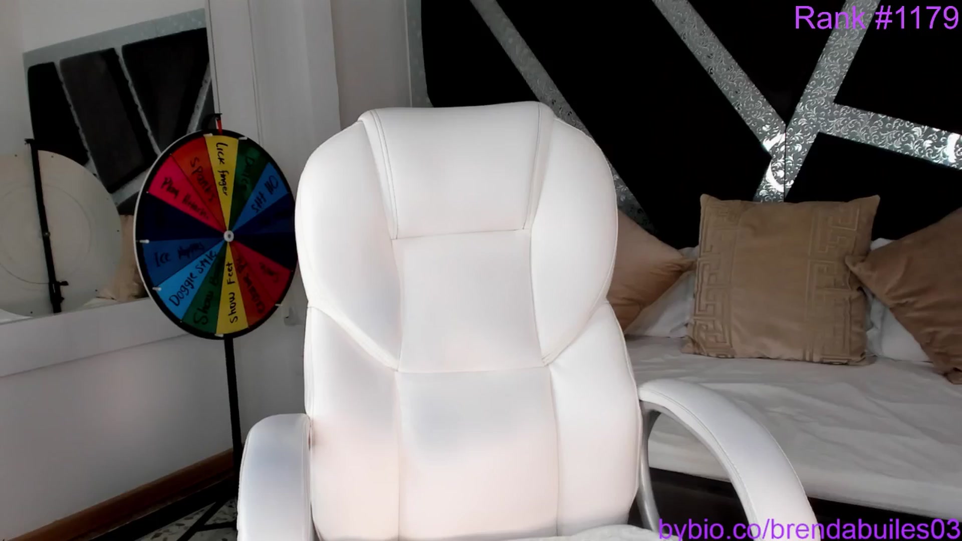 Gallery image thumbnail from BrendaBuiles's myfreecams stream on, 11/09/2024, 24:01 image 6 of 20