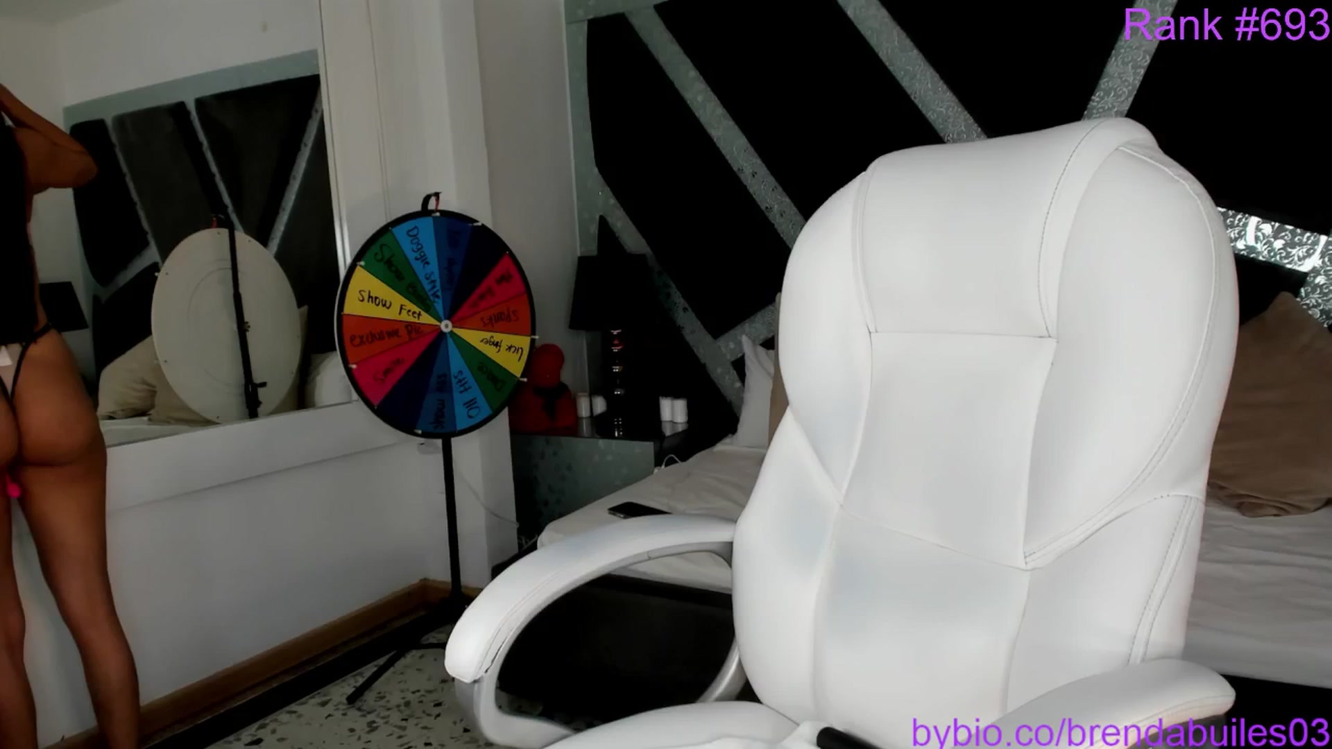 Gallery image thumbnail from BrendaBuiles's myfreecams stream on, 11/11/2024, 22:13 image 3 of 20
