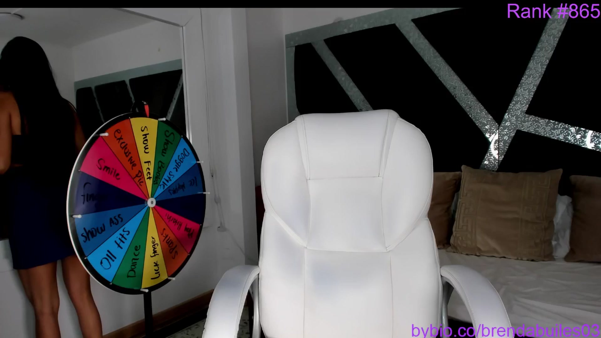 Gallery image thumbnail from BrendaBuiles's myfreecams stream on, 11/15/2024, 01:29 image 9 of 20