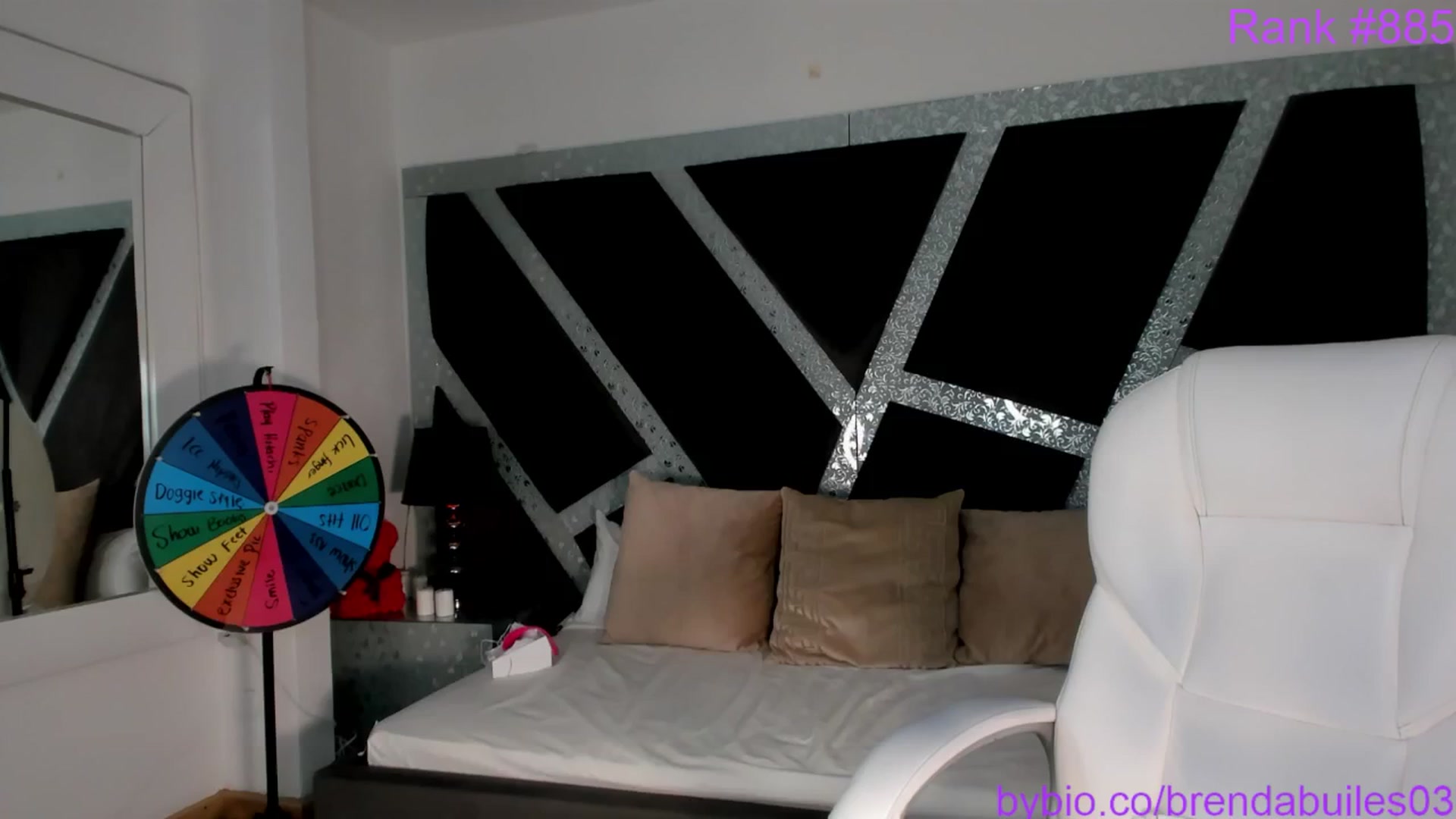 Gallery image thumbnail from BrendaBuiles's myfreecams stream on, 12/01/2024, 24:42 image 17 of 20