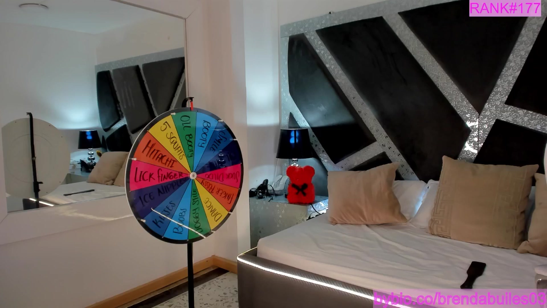 Gallery image thumbnail from BrendaBuiles's myfreecams stream on, 04/13/2025, 24:28 image 10 of 20