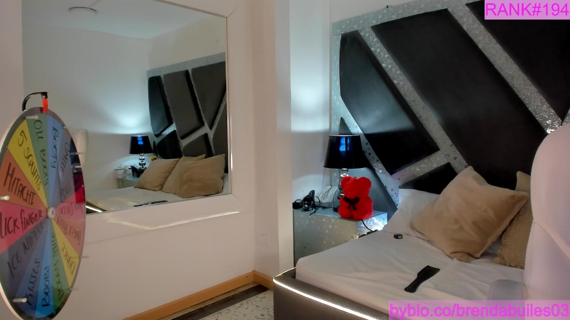 Gallery image thumbnail from BrendaBuiles's myfreecams stream on, 04/16/2025, 03:54 image 10 of 20