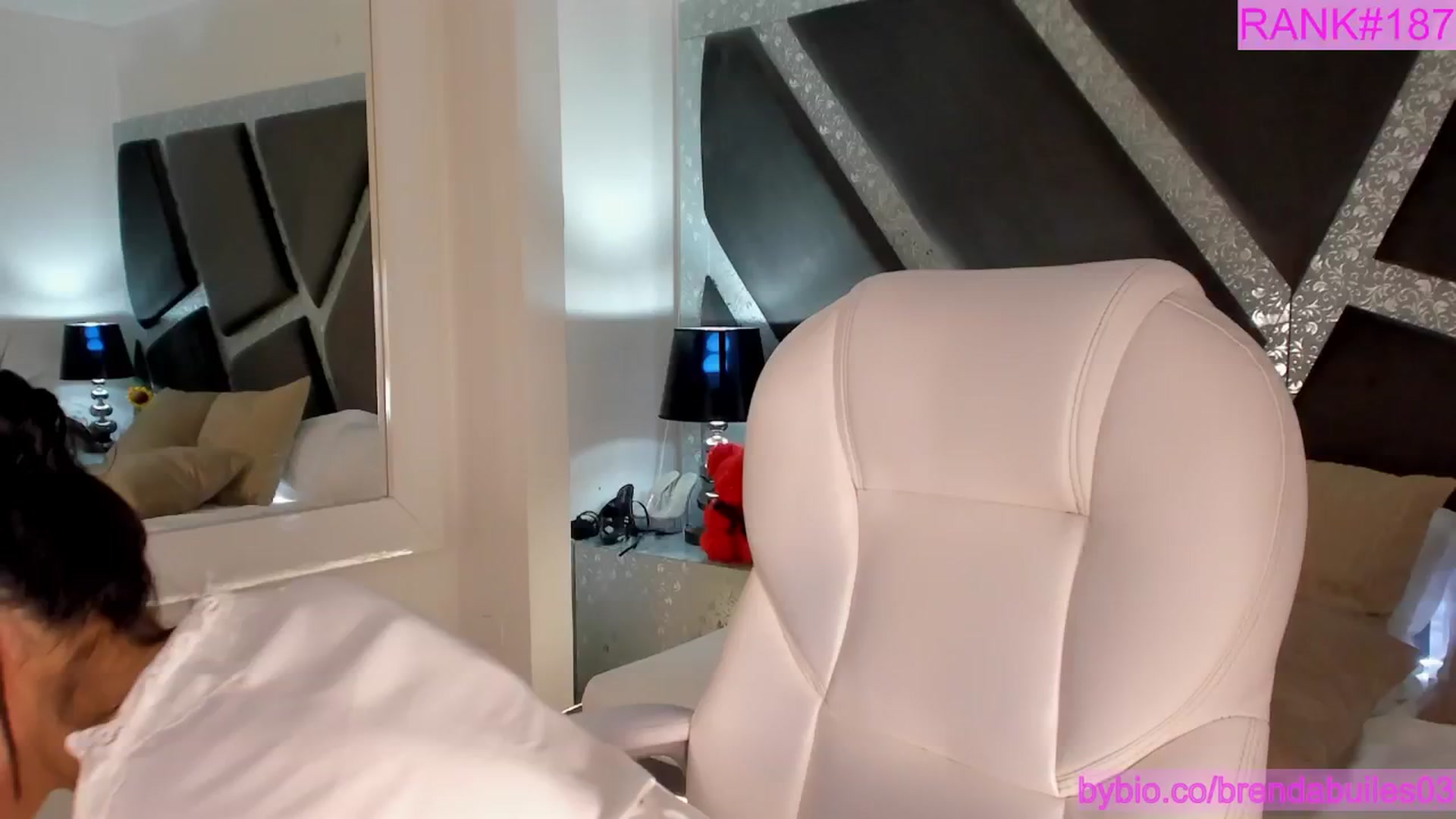 Gallery image thumbnail from BrendaBuiles's myfreecams stream on, 04/17/2025, 04:30 image 13 of 20