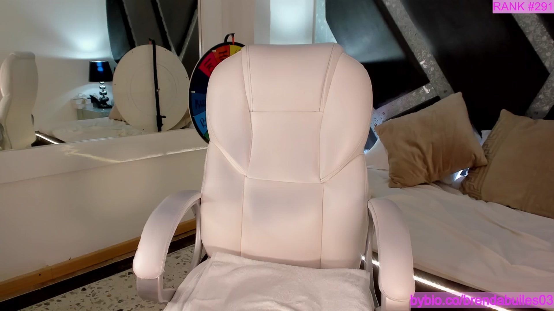 Gallery image thumbnail from BrendaBuiles's myfreecams stream on, 04/30/2025, 03:22 image 19 of 20