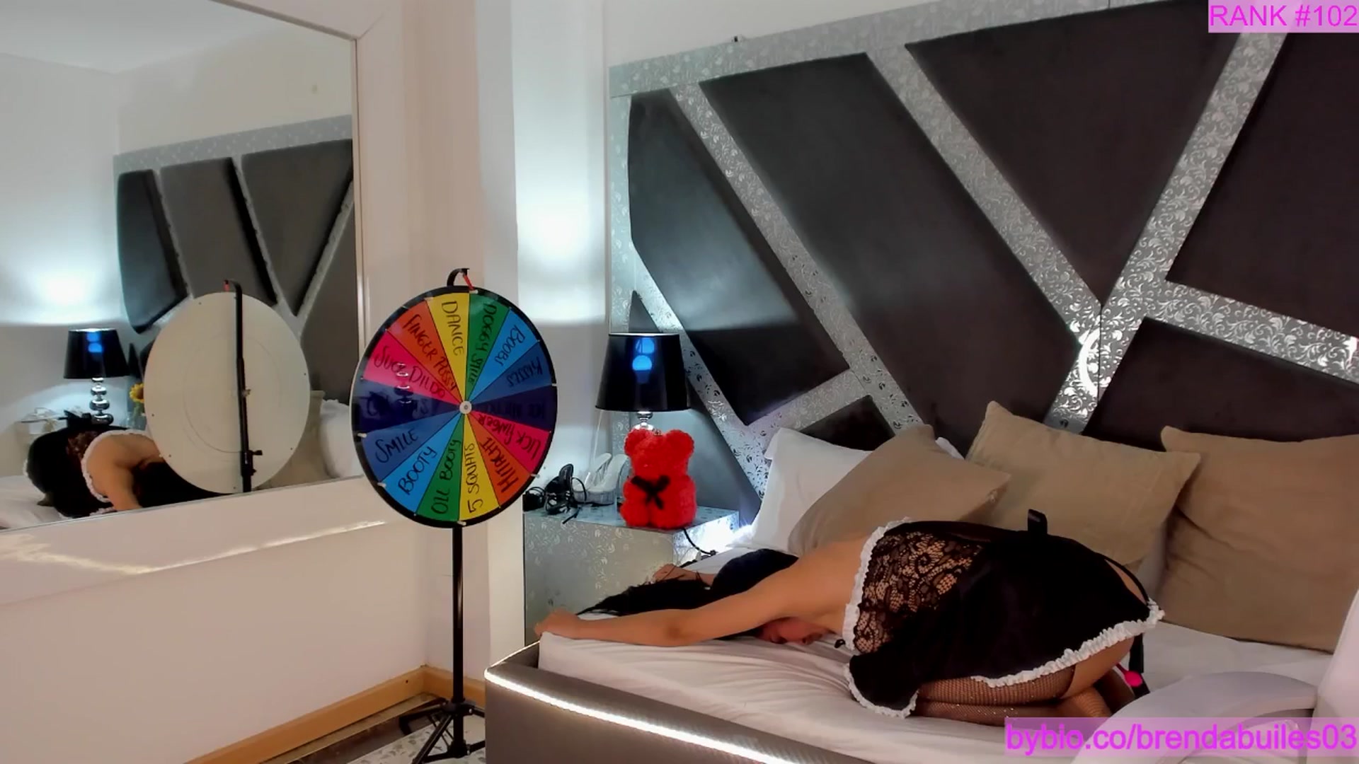 Gallery image thumbnail from BrendaBuiles's myfreecams stream on, 05/02/2025, 24:01 image 20 of 20