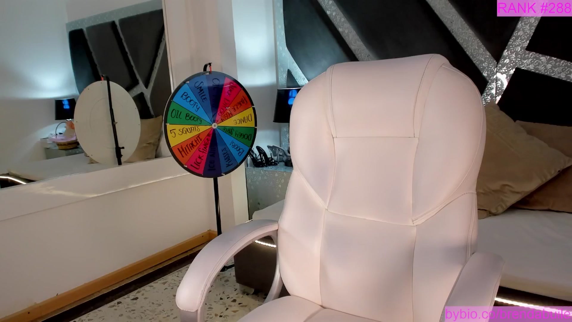 Gallery image thumbnail from BrendaBuiles's myfreecams stream on, 05/24/2025, 23:10 image 13 of 20