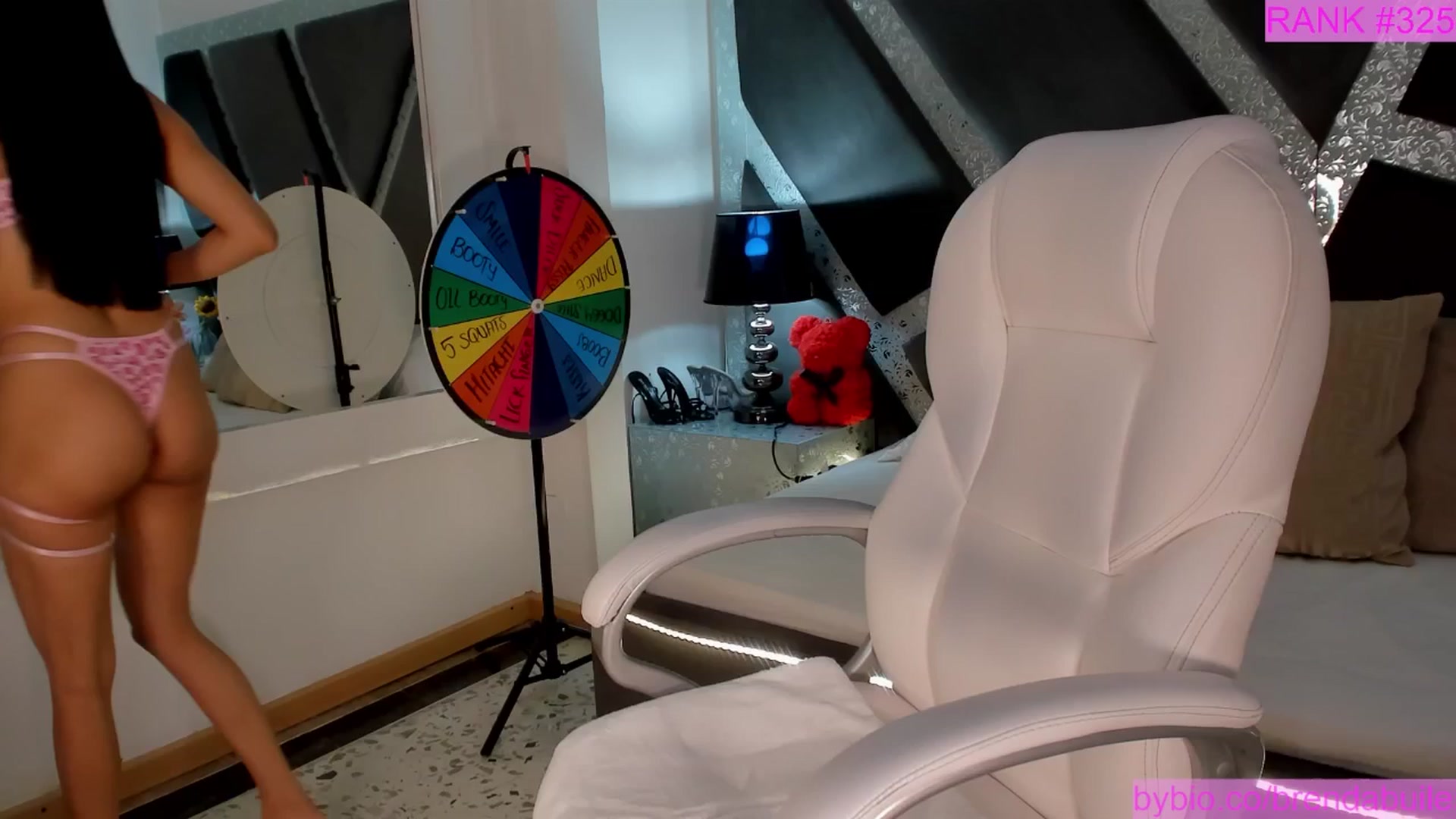 Gallery image thumbnail from BrendaBuiles's myfreecams stream on, 05/26/2025, 23:39 image 2 of 20
