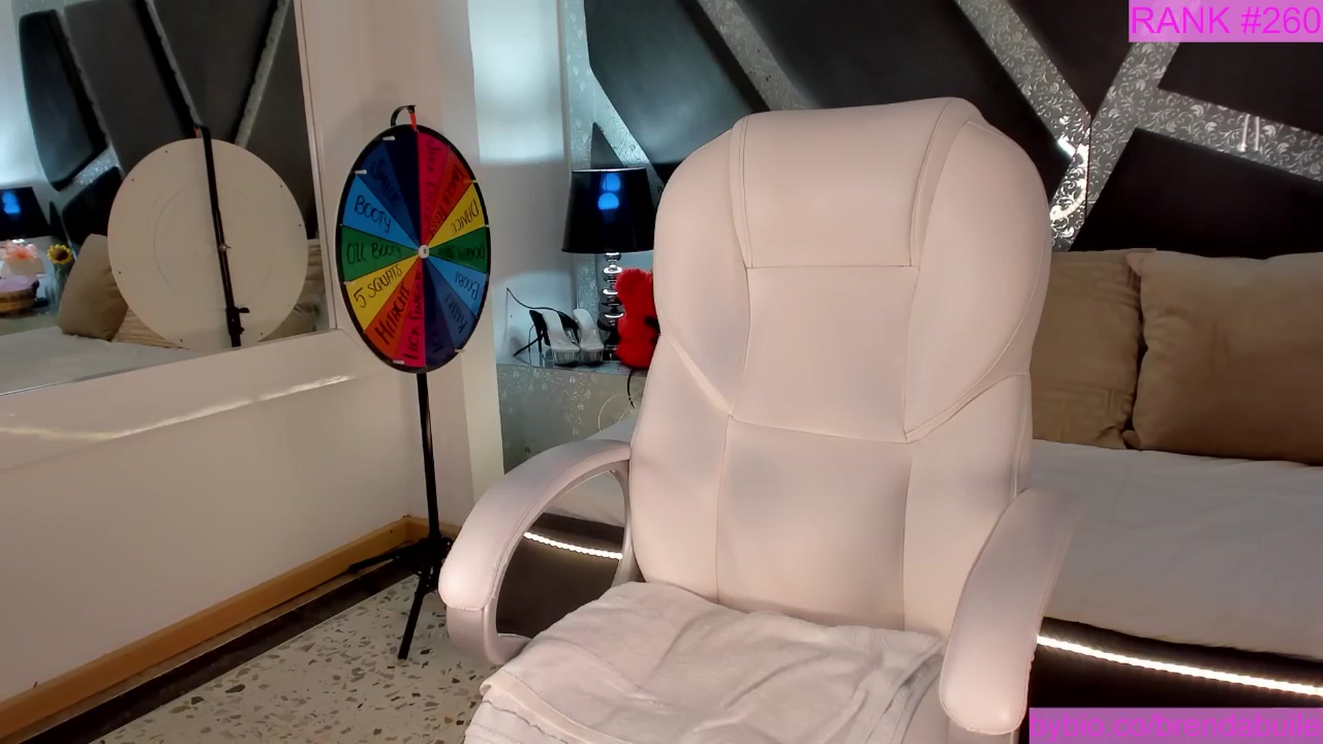 Gallery image thumbnail from BrendaBuiles's myfreecams stream on, 06/11/2025, 24:01 image 9 of 20