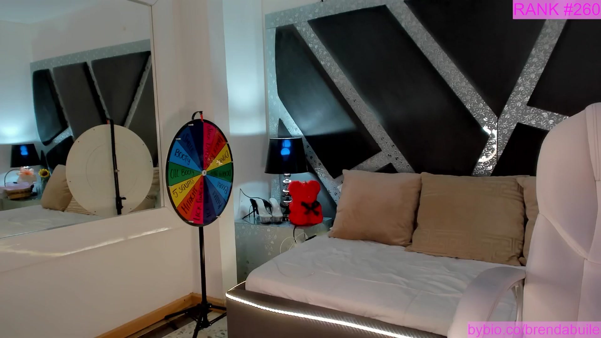 Gallery image thumbnail from BrendaBuiles's myfreecams stream on, 06/11/2025, 02:16 image 4 of 20