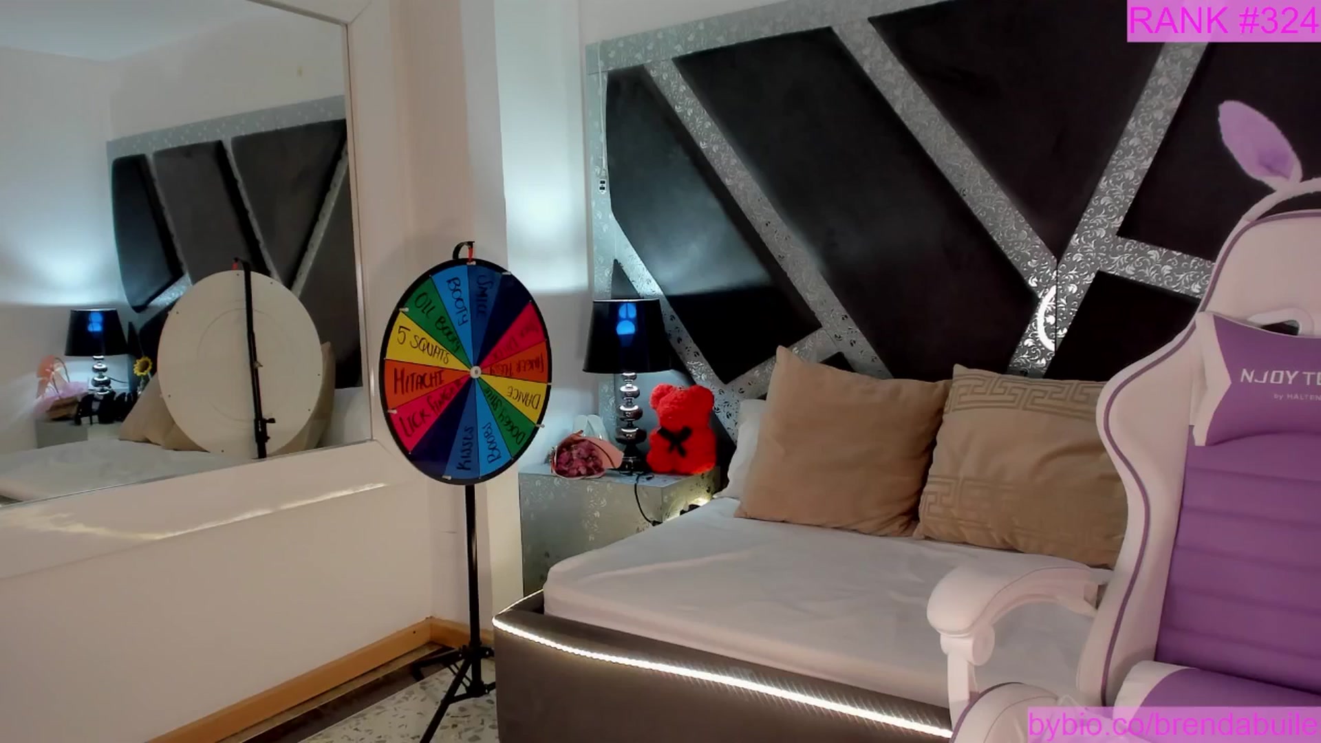 Gallery image thumbnail from BrendaBuiles's myfreecams stream on, 06/29/2025, 24:11 image 20 of 20