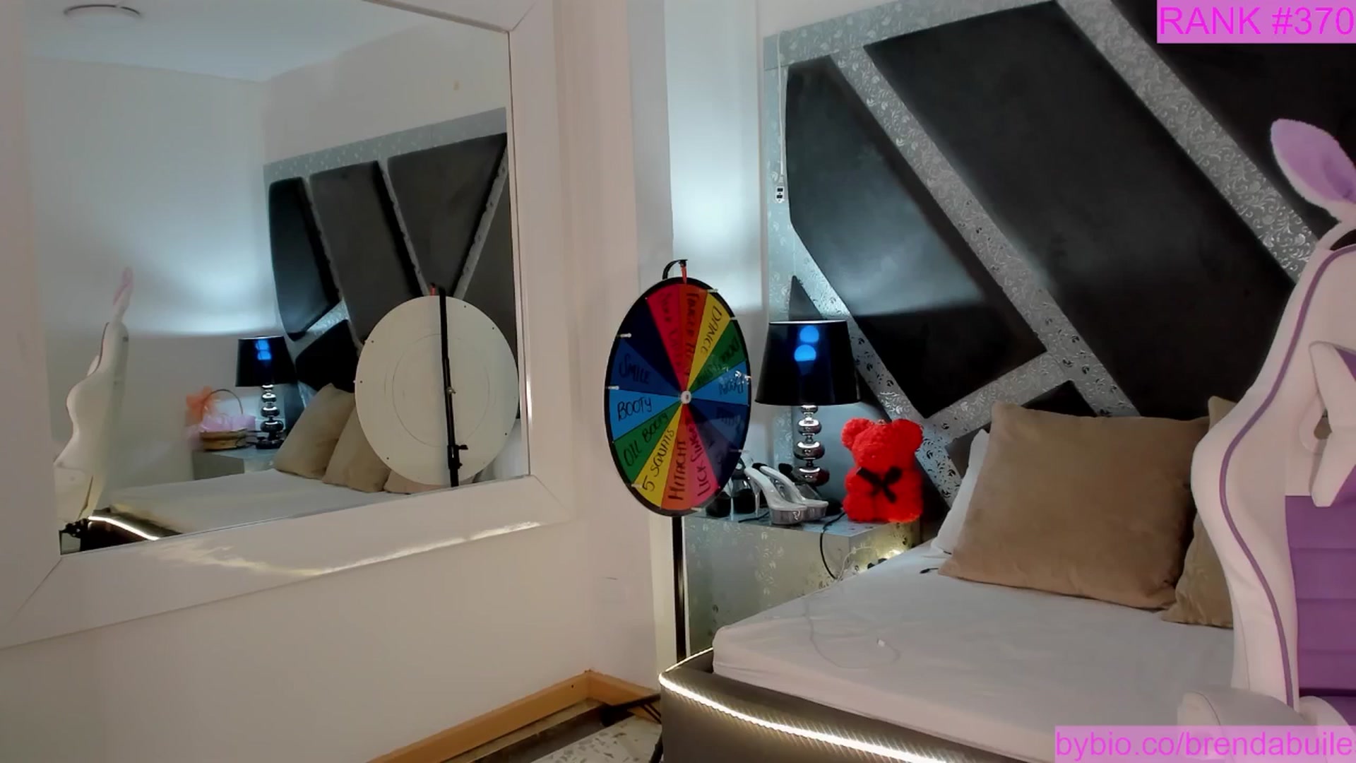 Gallery image thumbnail from BrendaBuiles's myfreecams stream on, 07/18/2025, 24:47 image 1 of 20