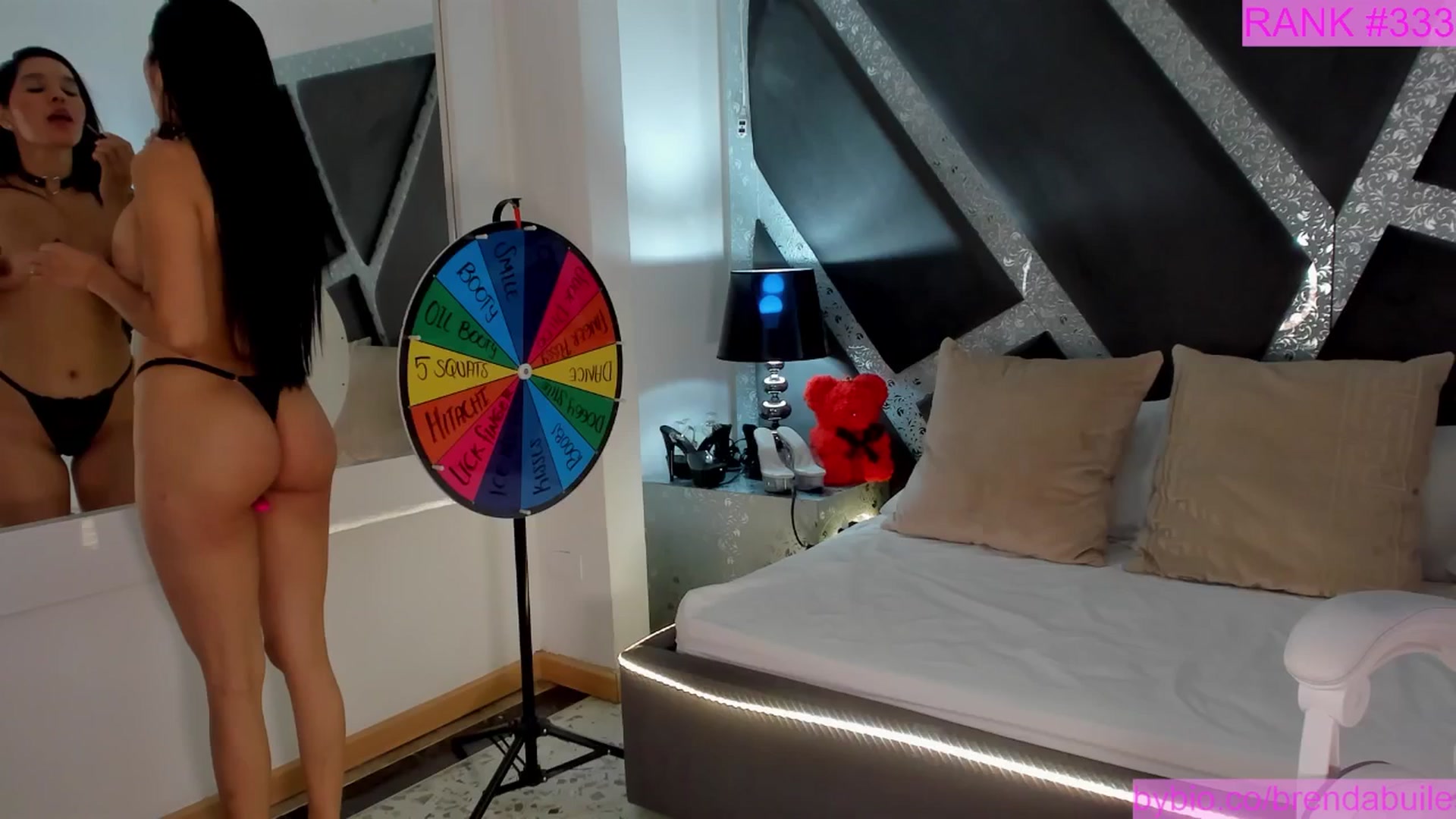 Gallery image thumbnail from BrendaBuiles's myfreecams stream on, 07/30/2025, 24:30 image 12 of 20