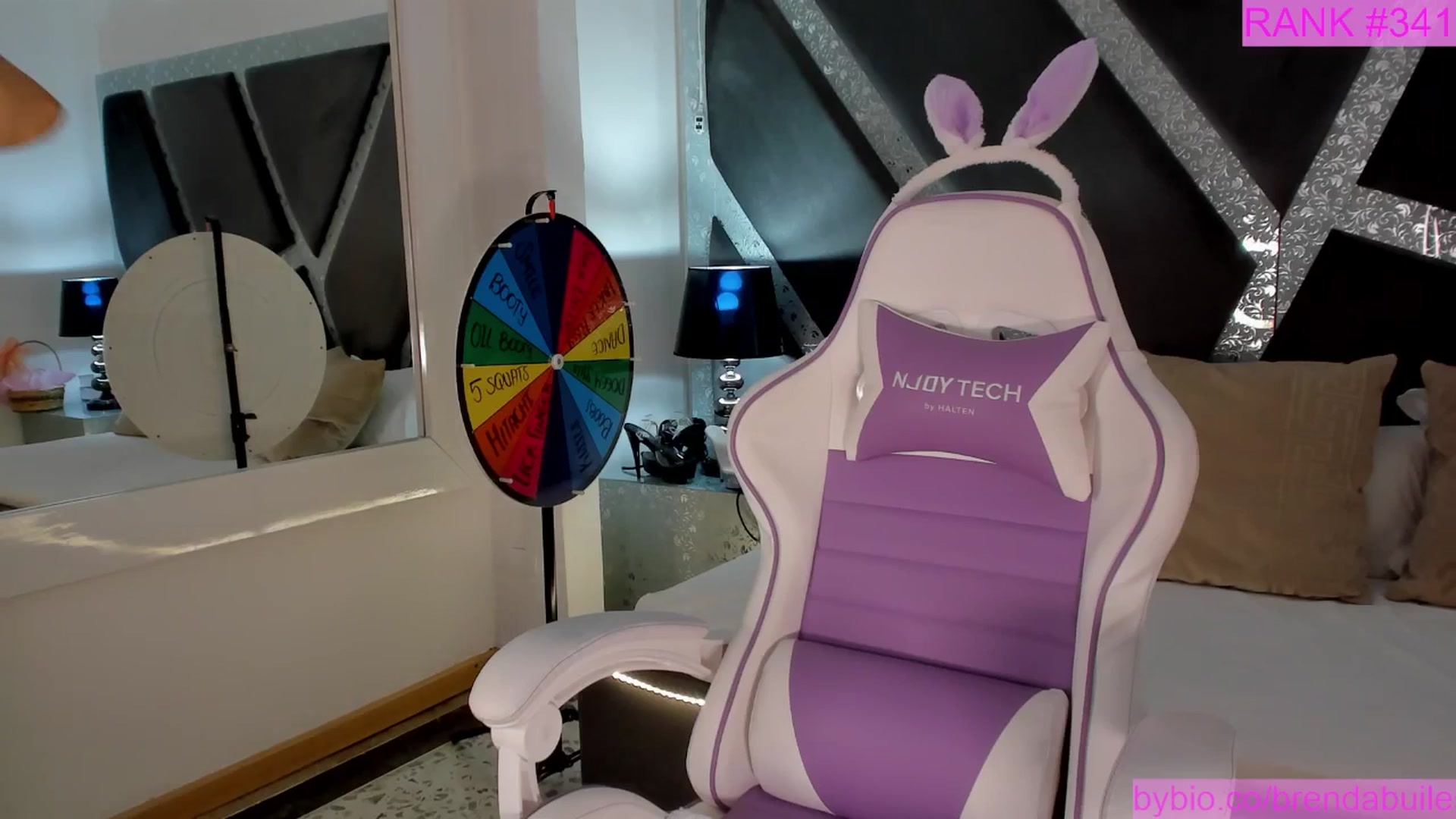 Gallery image thumbnail from BrendaBuiles's myfreecams stream on, 07/31/2025, 01:18 image 5 of 20