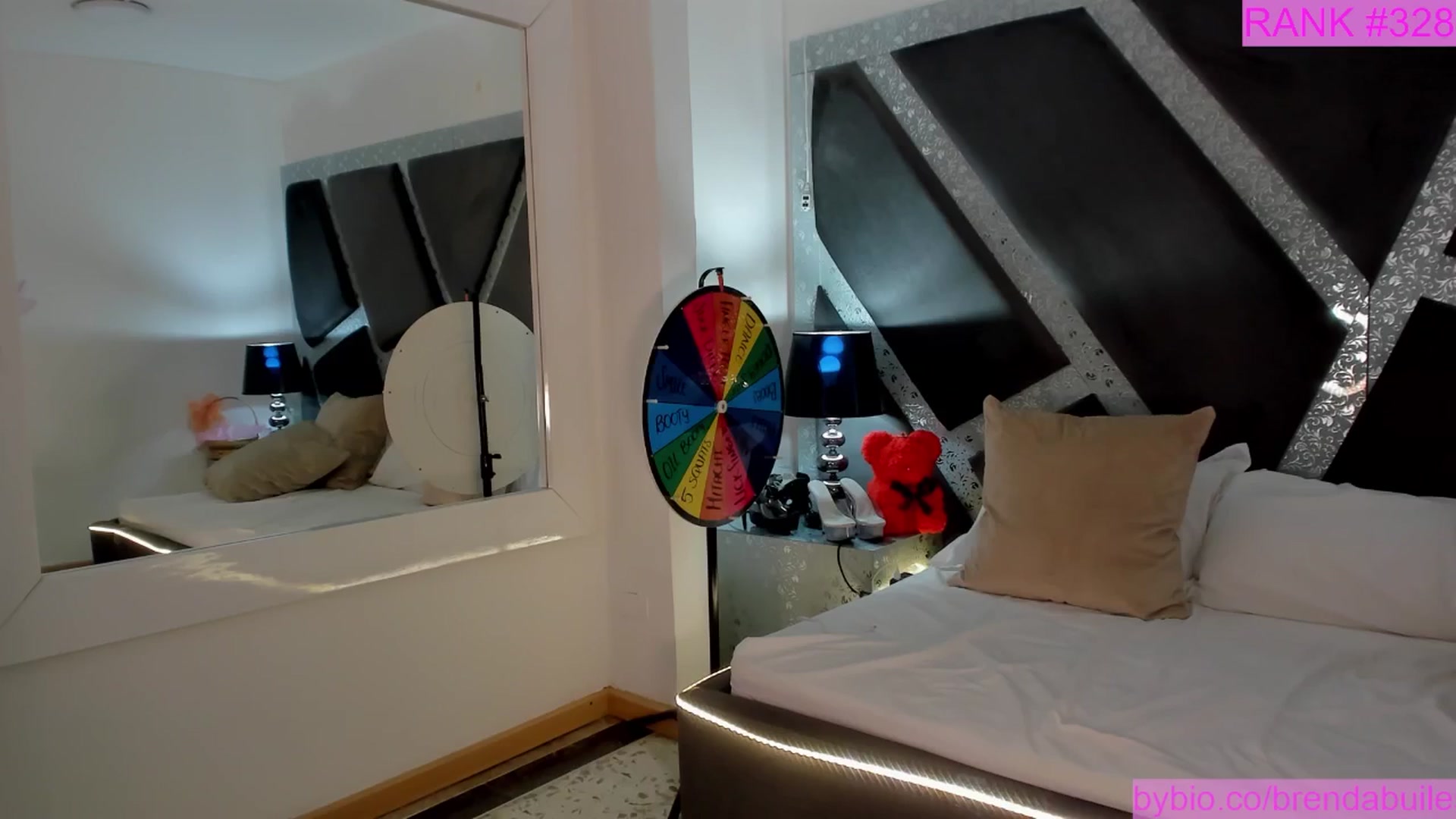 Gallery image thumbnail from BrendaBuiles's myfreecams stream on, 08/01/2025, 24:33 image 7 of 20