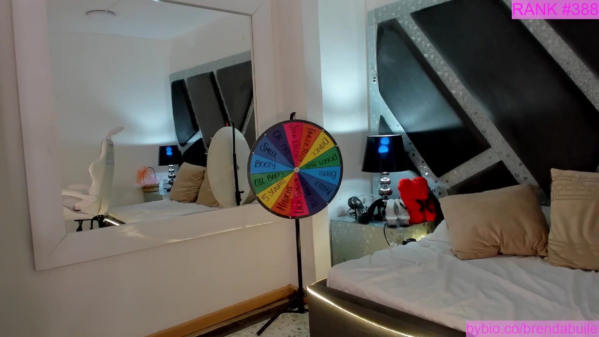 Gallery image thumbnail from BrendaBuiles's myfreecams stream on, 09/14/2025, 24:33 image 15 of 20