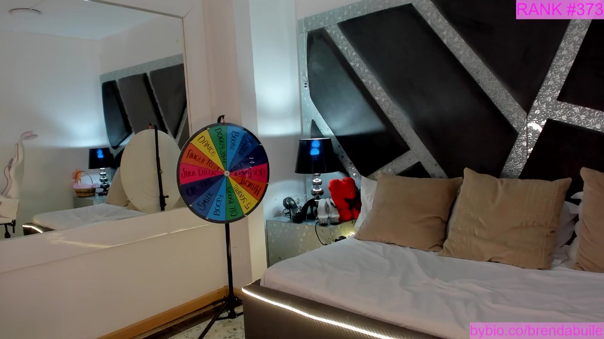 Gallery image thumbnail from BrendaBuiles's myfreecams stream on, 09/18/2025, 01:41 image 13 of 20