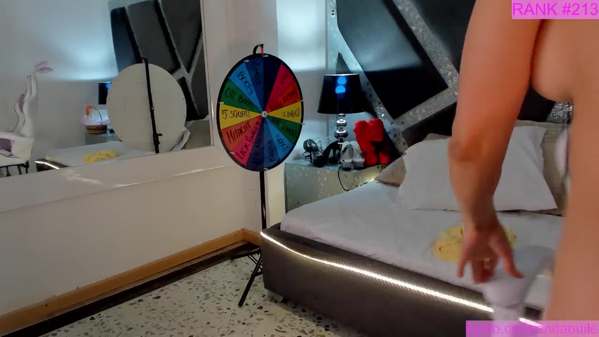 Gallery image thumbnail from BrendaBuiles's myfreecams stream on, 09/28/2025, 01:01 image 19 of 20