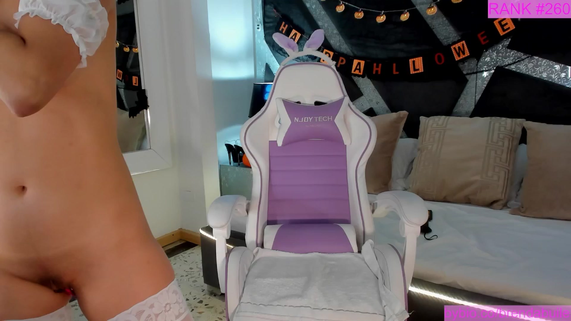 Gallery image thumbnail from BrendaBuiles's myfreecams stream on, 10/08/2025, 01:12 image 17 of 20