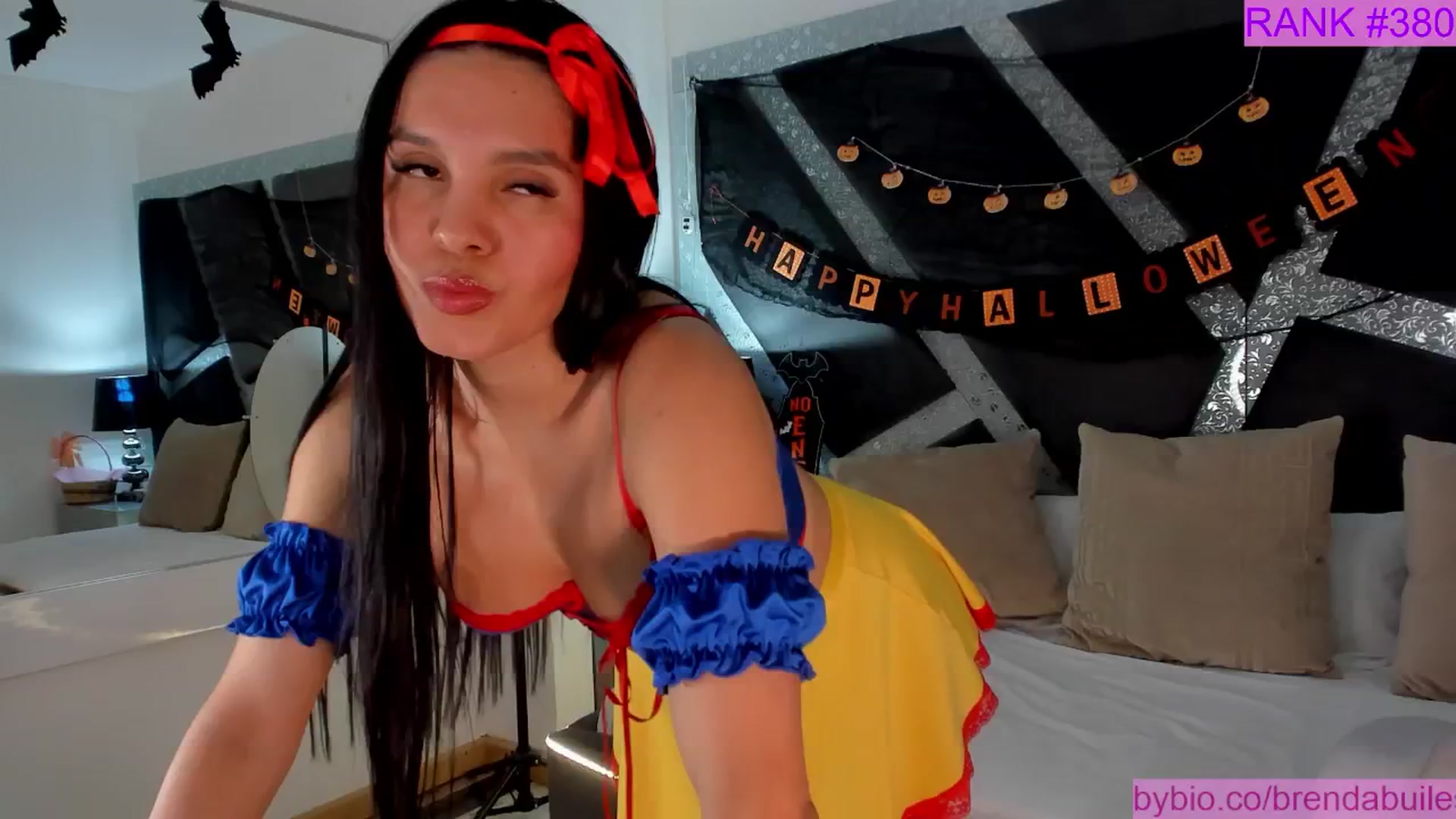 Gallery image thumbnail from BrendaBuiles's myfreecams stream on, 10/23/2025, 24:05 image 3 of 20