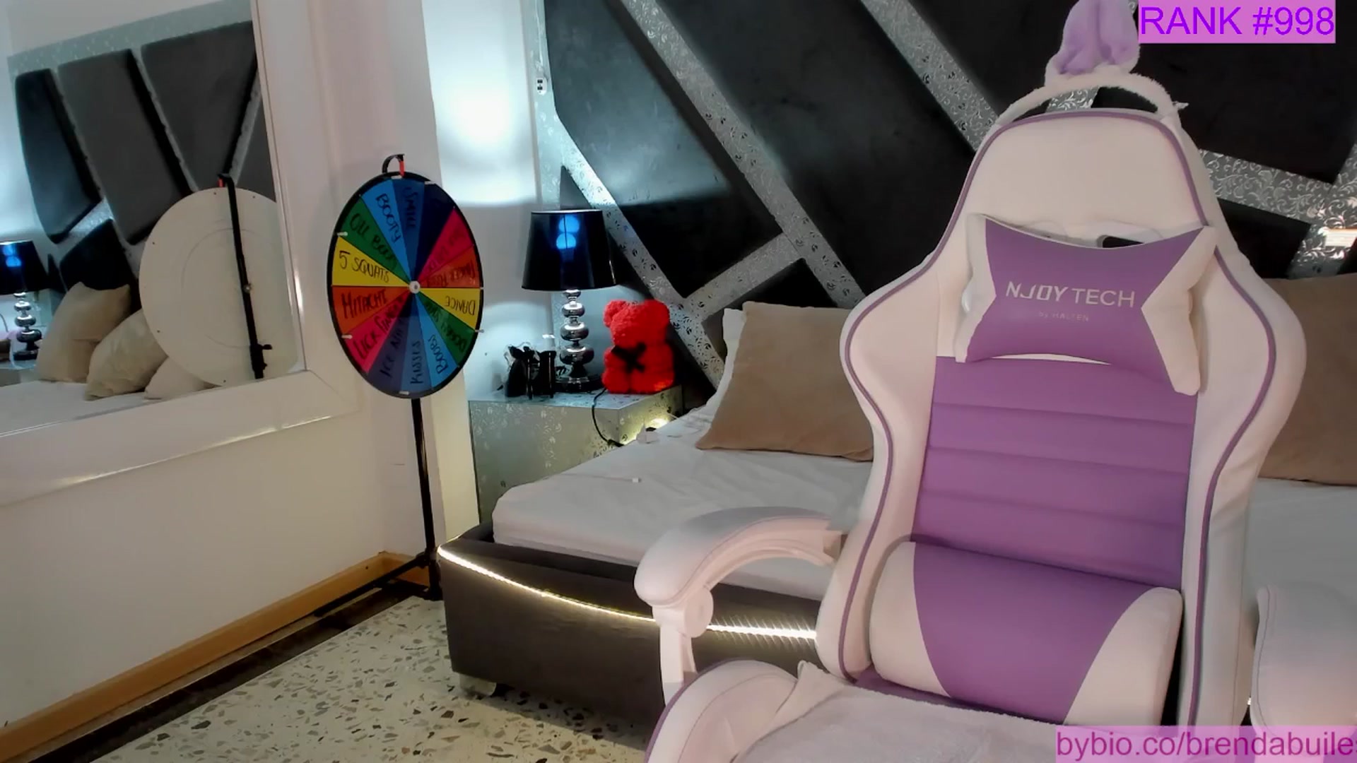 Gallery image thumbnail from BrendaBuiles's myfreecams stream on, 11/08/2025, 24:06 image 7 of 20