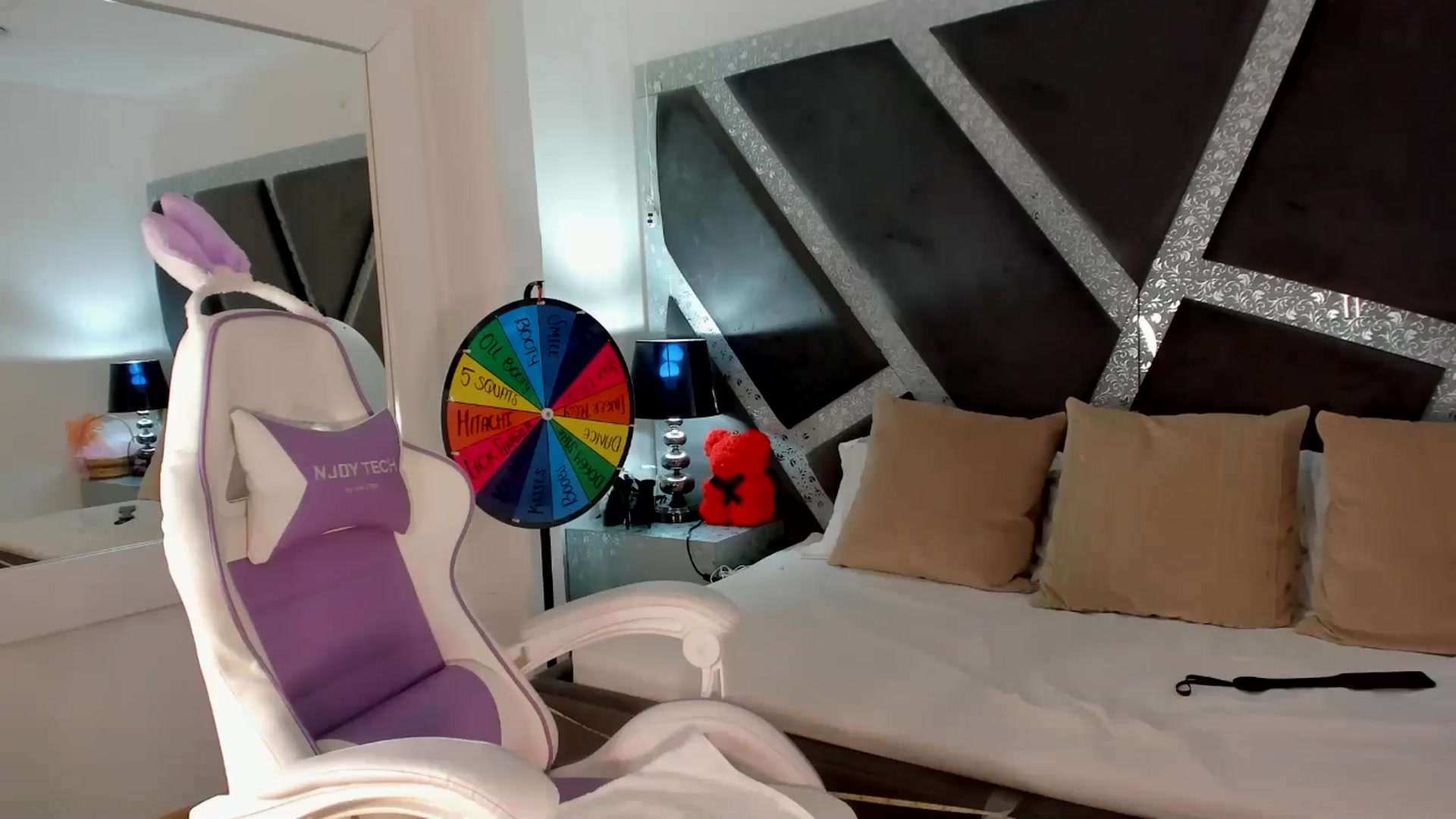 Gallery image thumbnail from BrendaBuiles's myfreecams stream on, 11/15/2025, 24:01 image 14 of 20