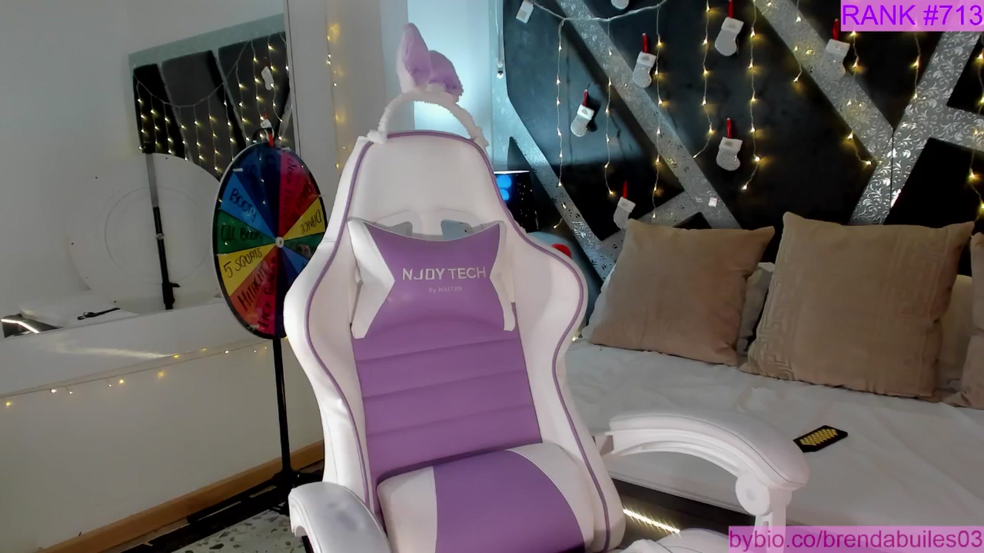 Gallery image thumbnail from BrendaBuiles's myfreecams stream on, 12/22/2025, 23:27 image 1 of 20