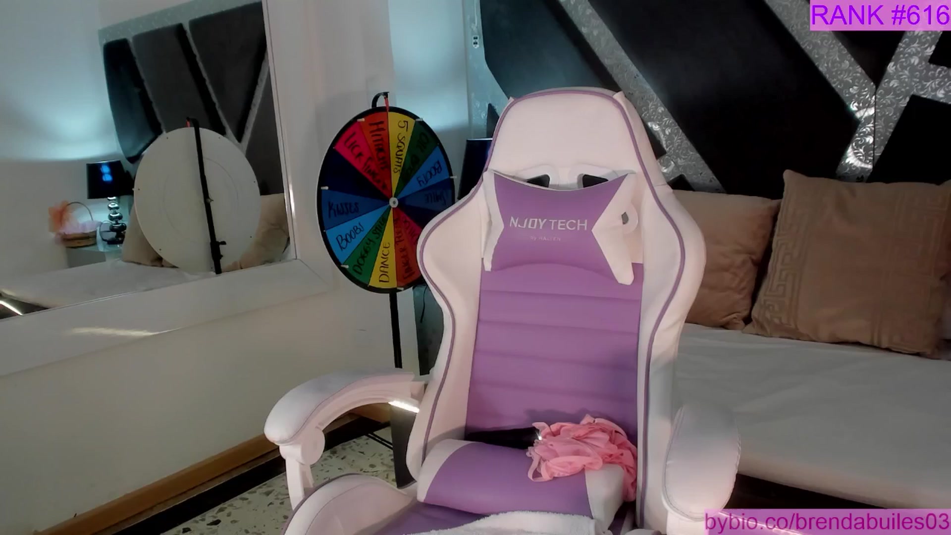 Gallery image thumbnail from BrendaBuiles's myfreecams stream on, 02/01/2026, 01:54 image 20 of 20