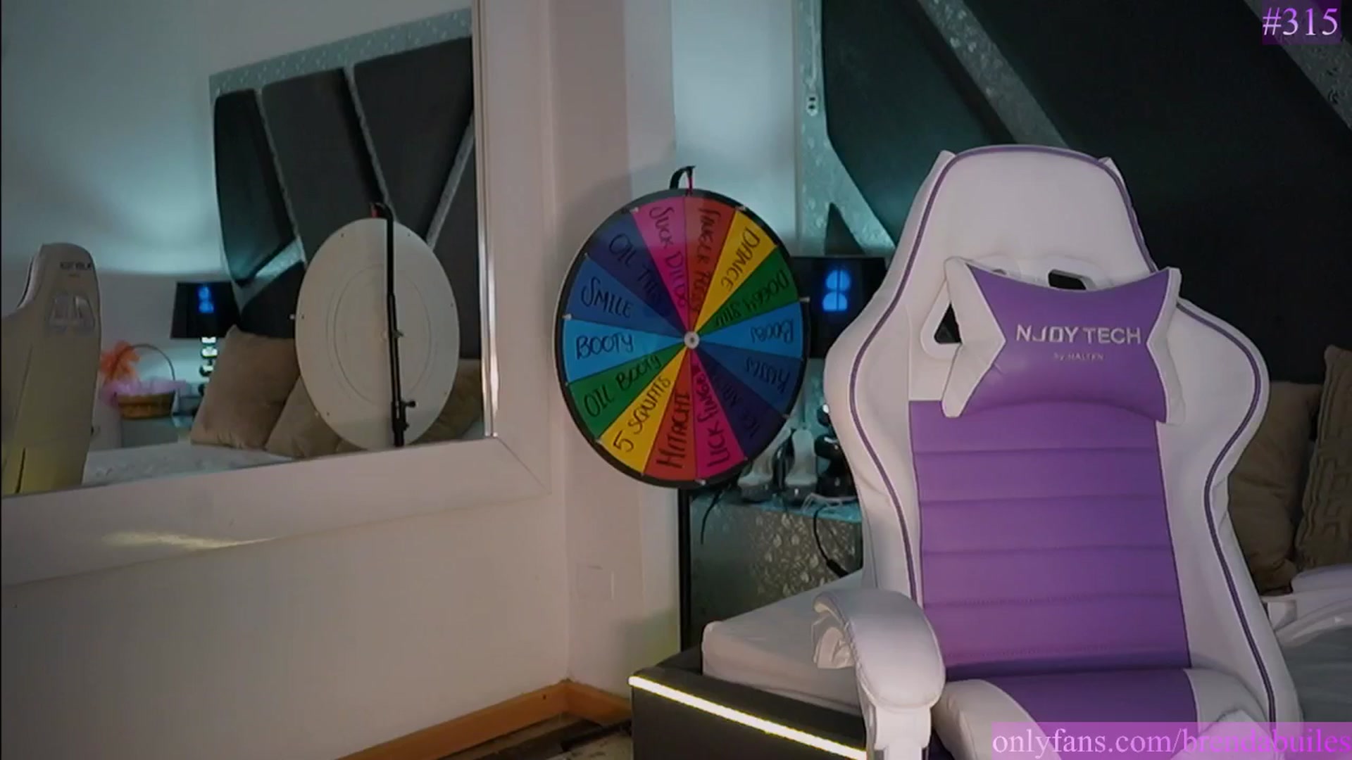 Gallery image thumbnail from BrendaBuiles's myfreecams stream on, 02/25/2026, 02:46 image 5 of 20