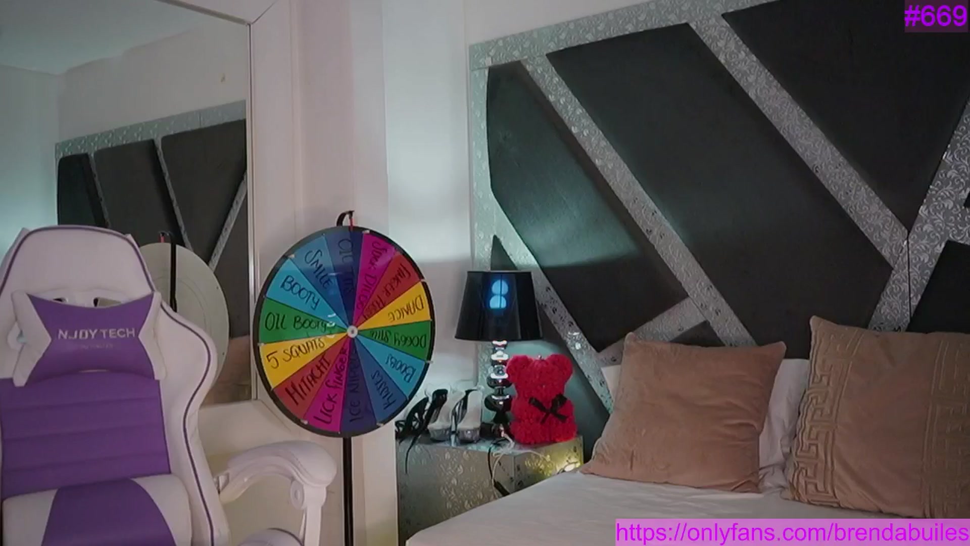 Gallery image thumbnail from BrendaBuiles's myfreecams stream on, 03/16/2026, 18:55 image 11 of 20