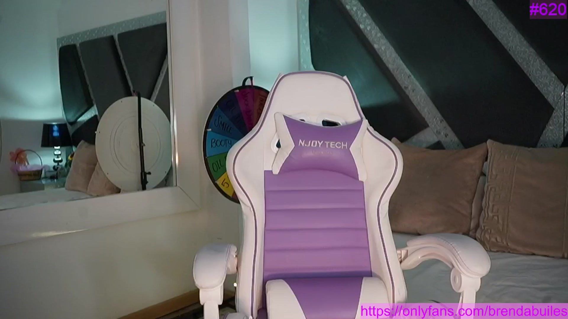 Gallery image thumbnail from BrendaBuiles's myfreecams stream on, 03/20/2026, 24:57 image 8 of 20