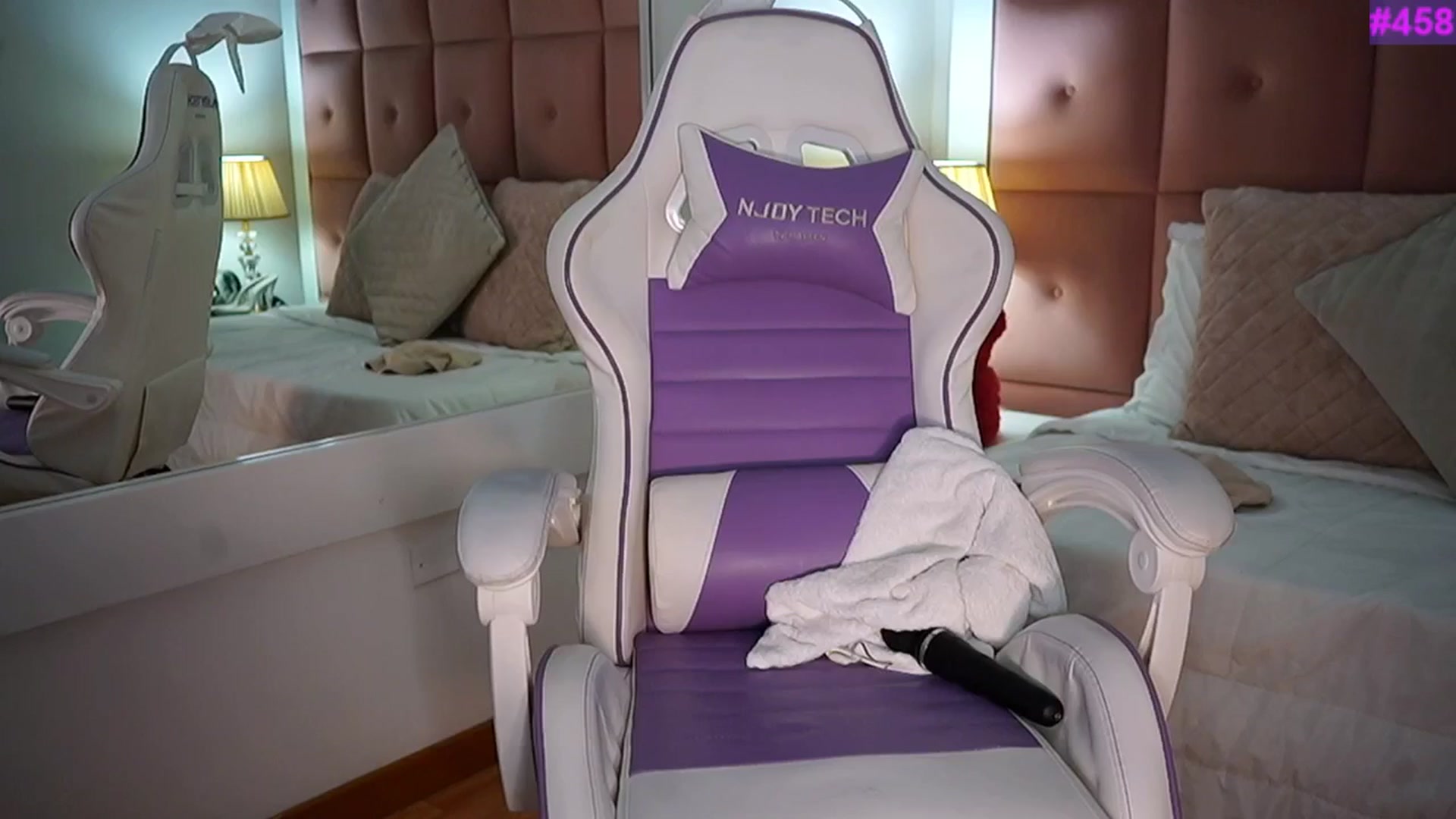 Gallery image thumbnail from BrendaBuiles's myfreecams stream on, 04/14/2026, 01:38 image 15 of 20